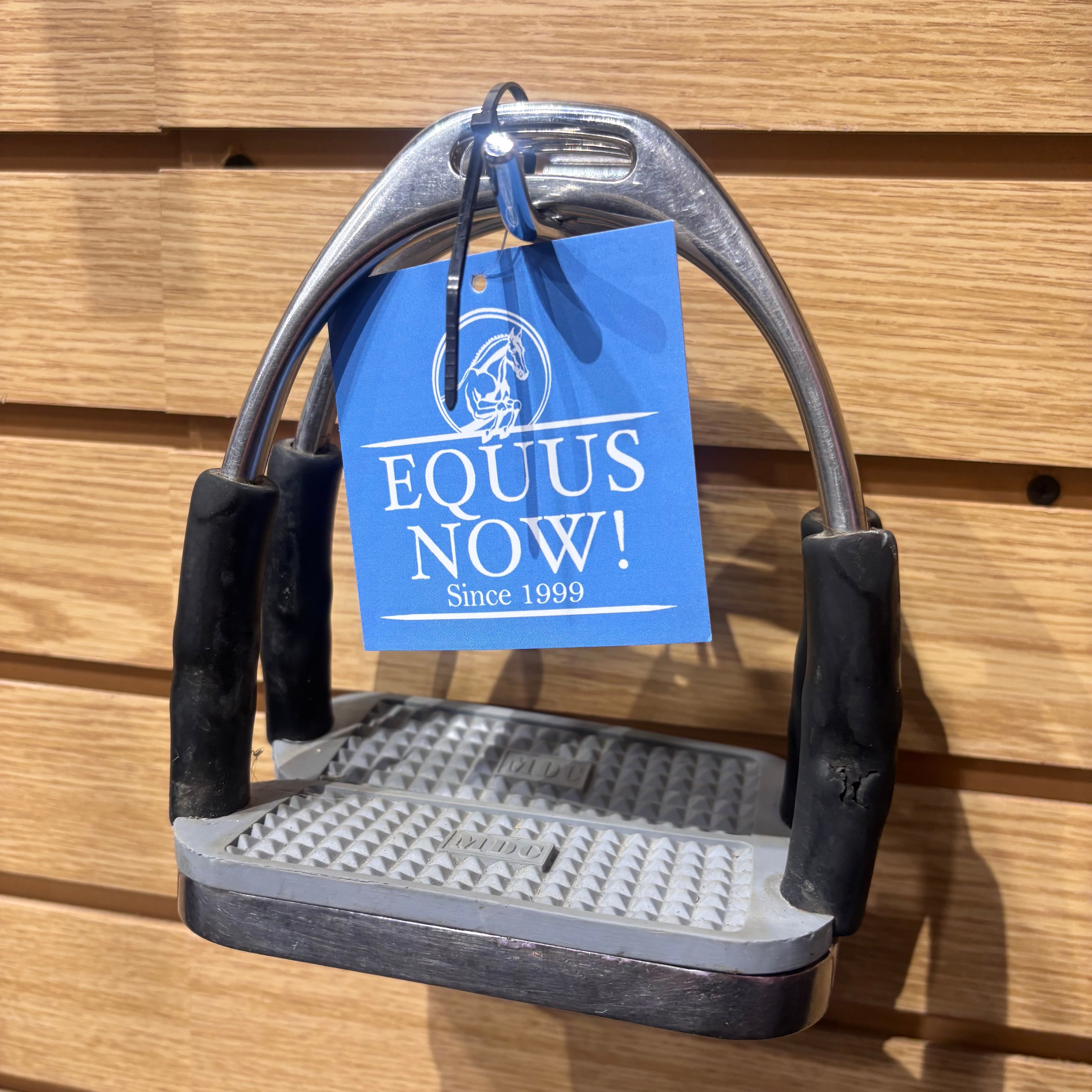 Used 4.5" Grey/Black MDC Flex Stirrups