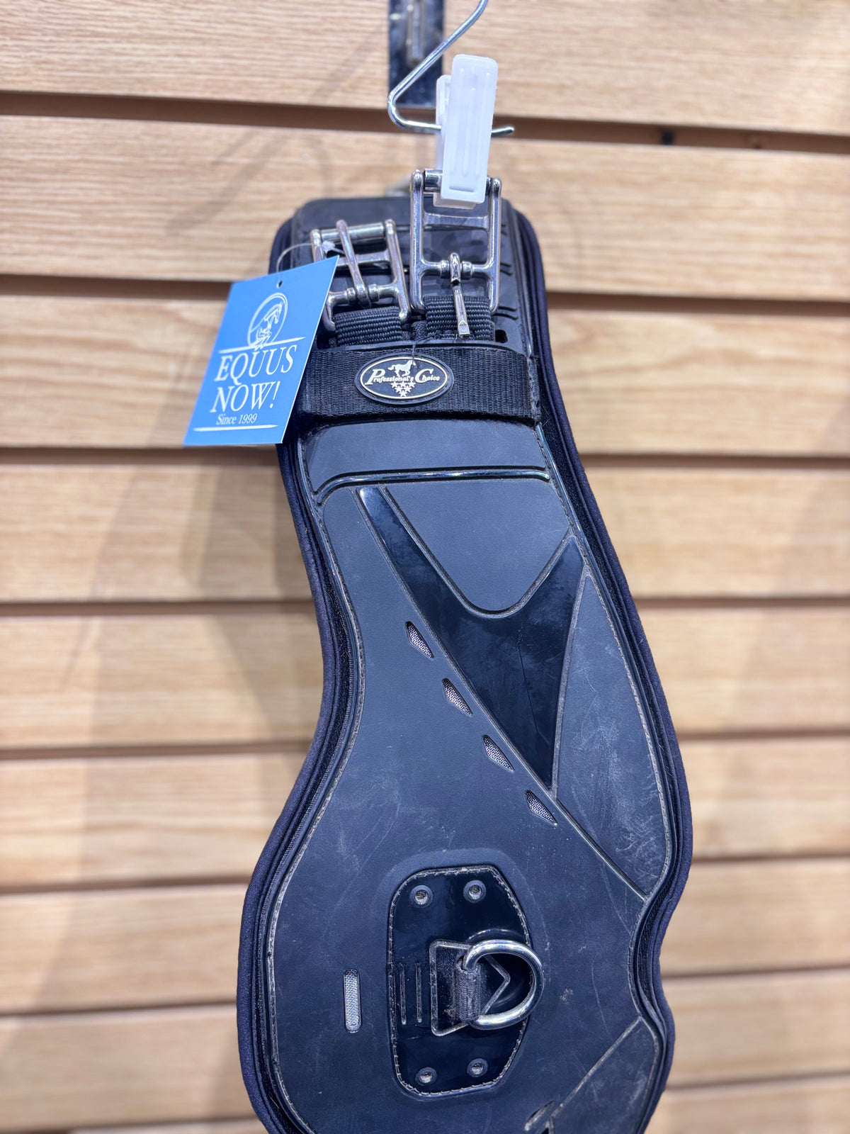 Used 24" Black Professionals Choice Contour Dressage Girth