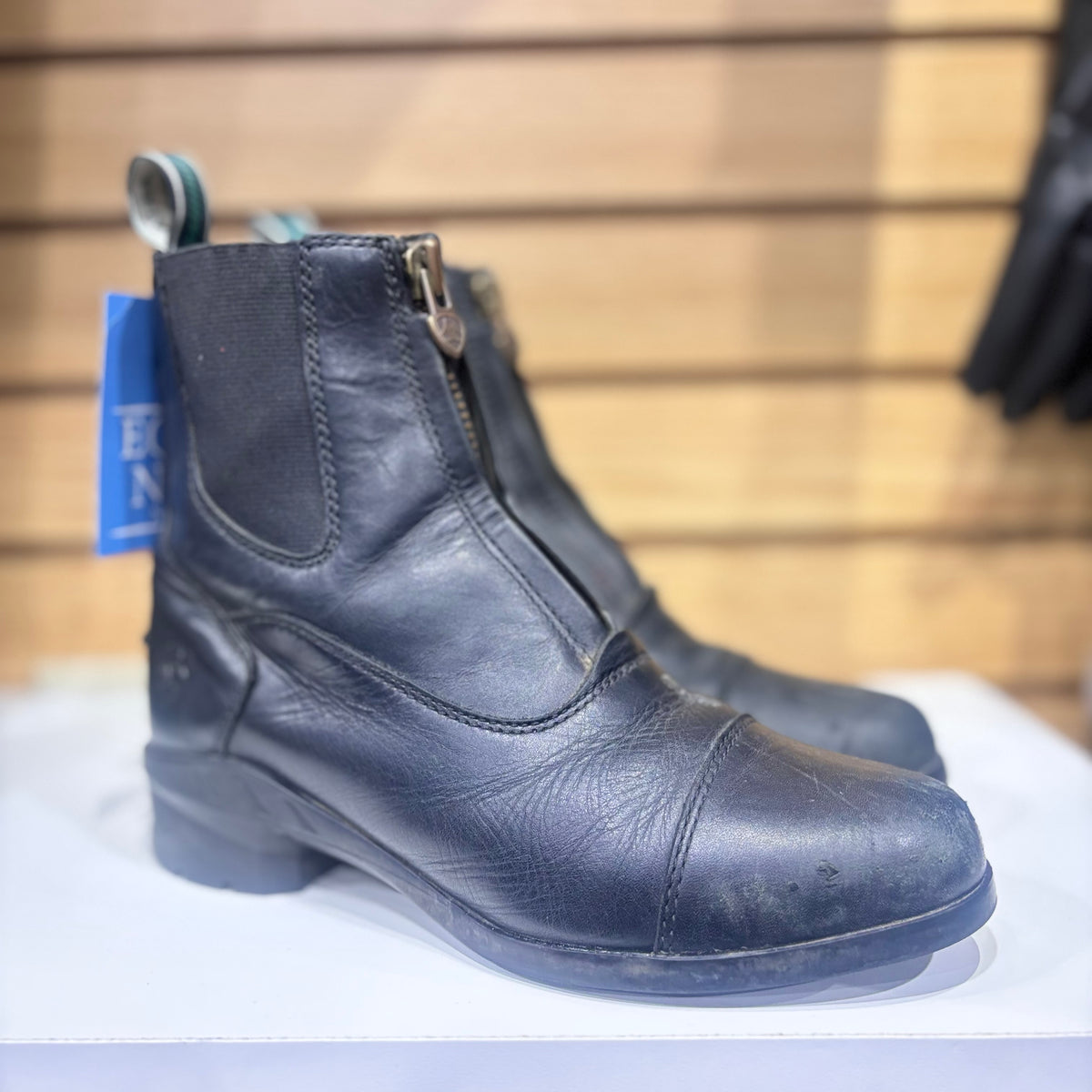 Used Ariat 5.5 Black Paddock Boots