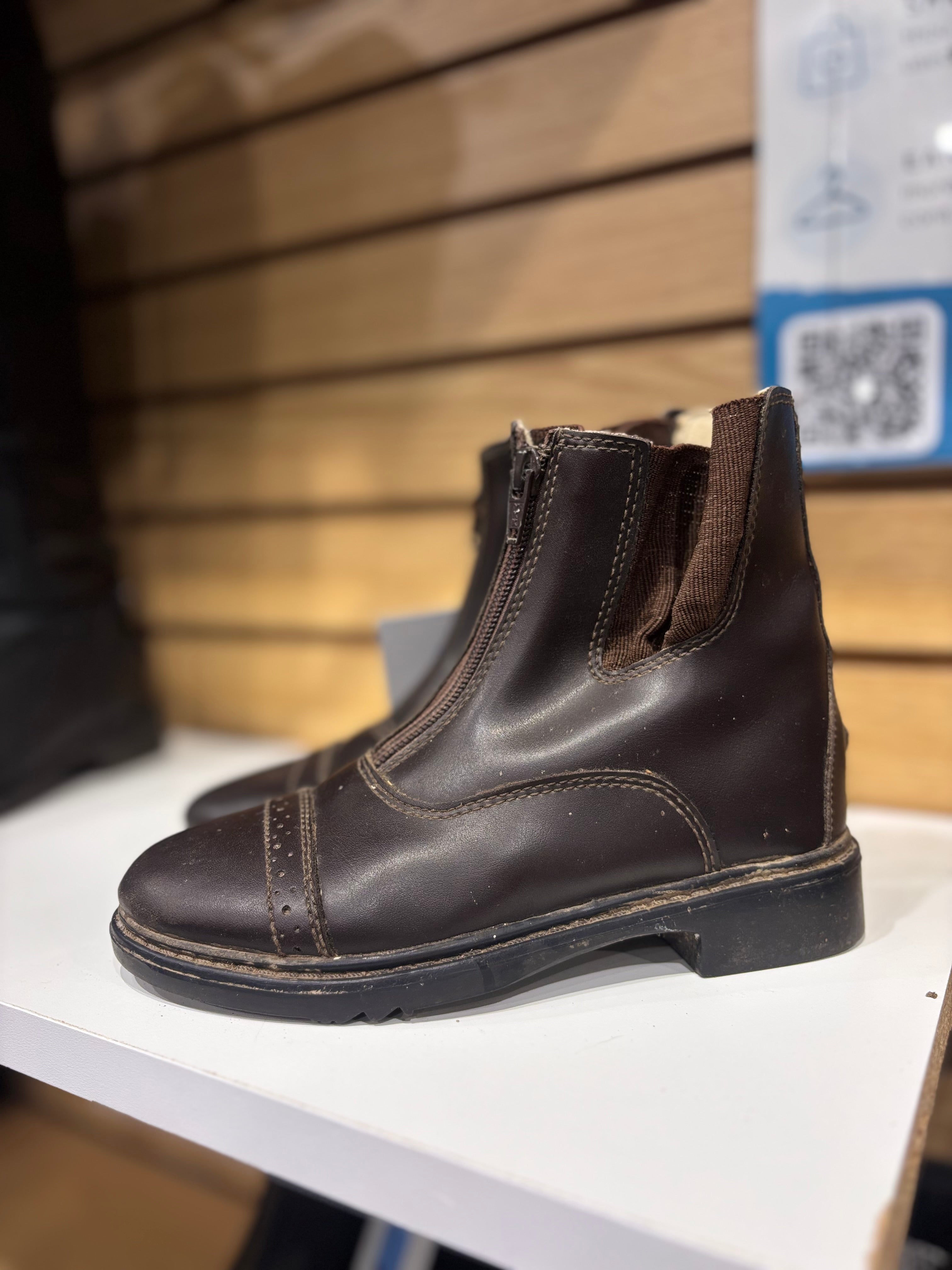 Used Tuffrider Kids 2 Brown Paddock Boots