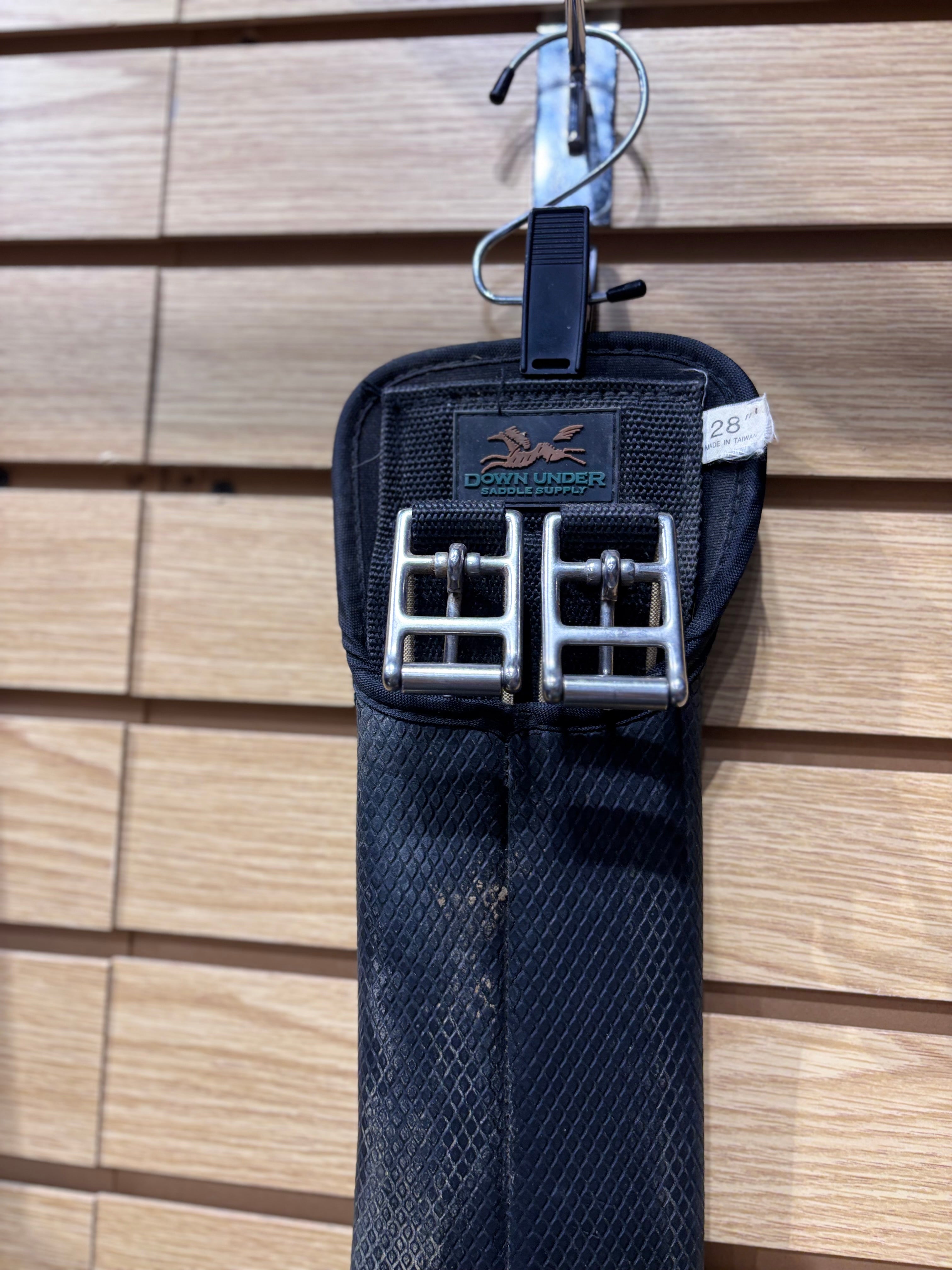 Used 28" Dressage Girth