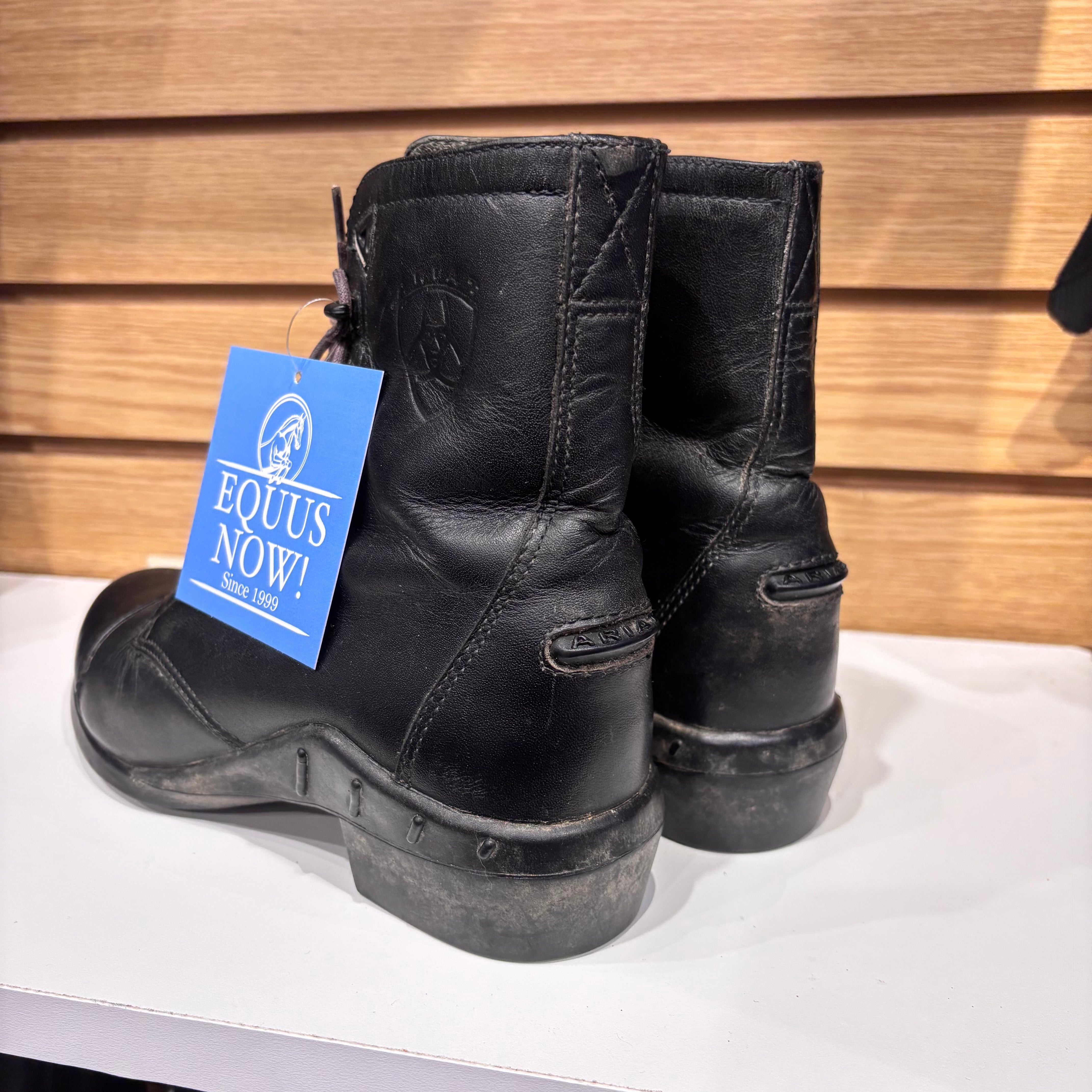 Used US 7.5 Black Ariat Lace Up Paddock Boots