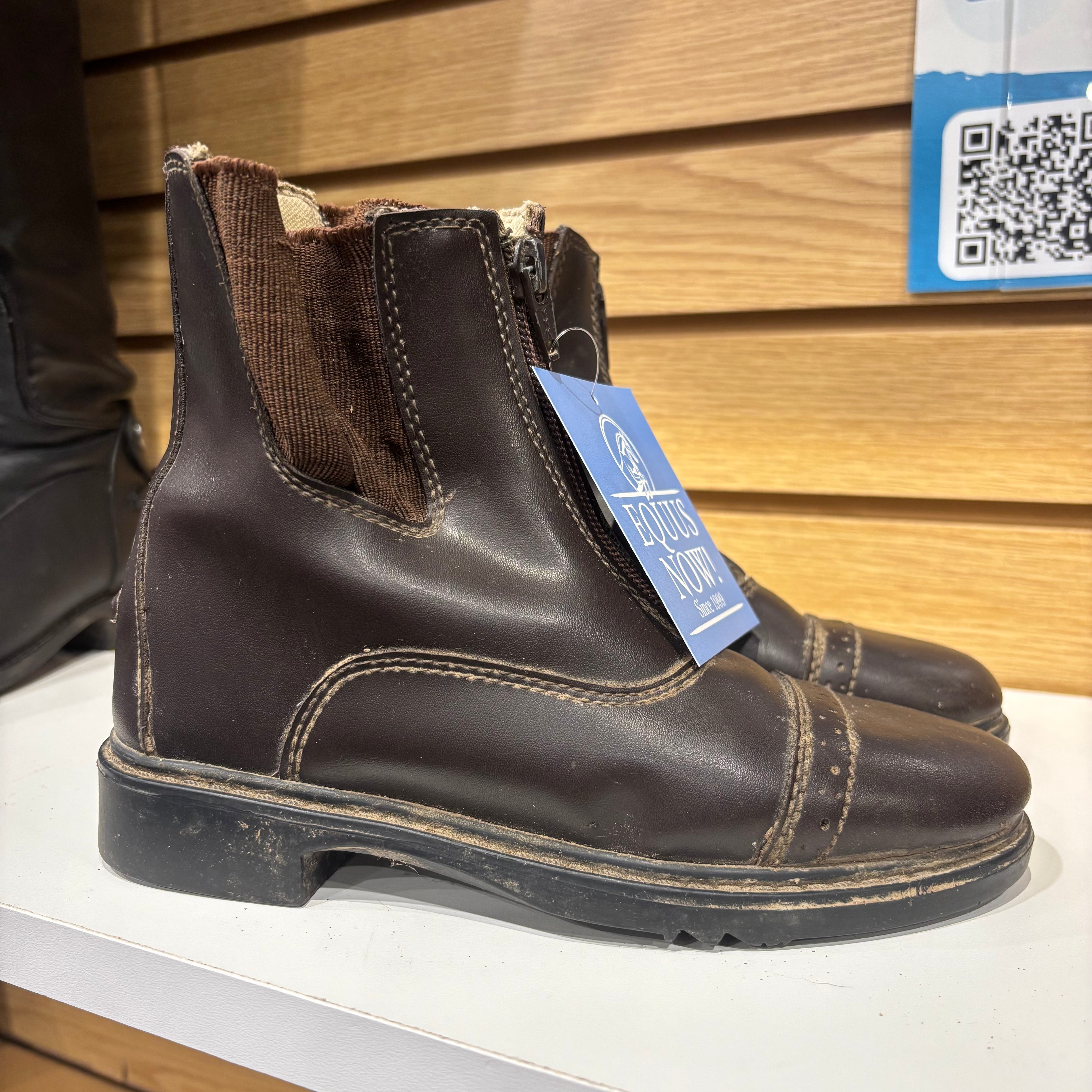 Used Tuffrider Kids 2 Brown Paddock Boots