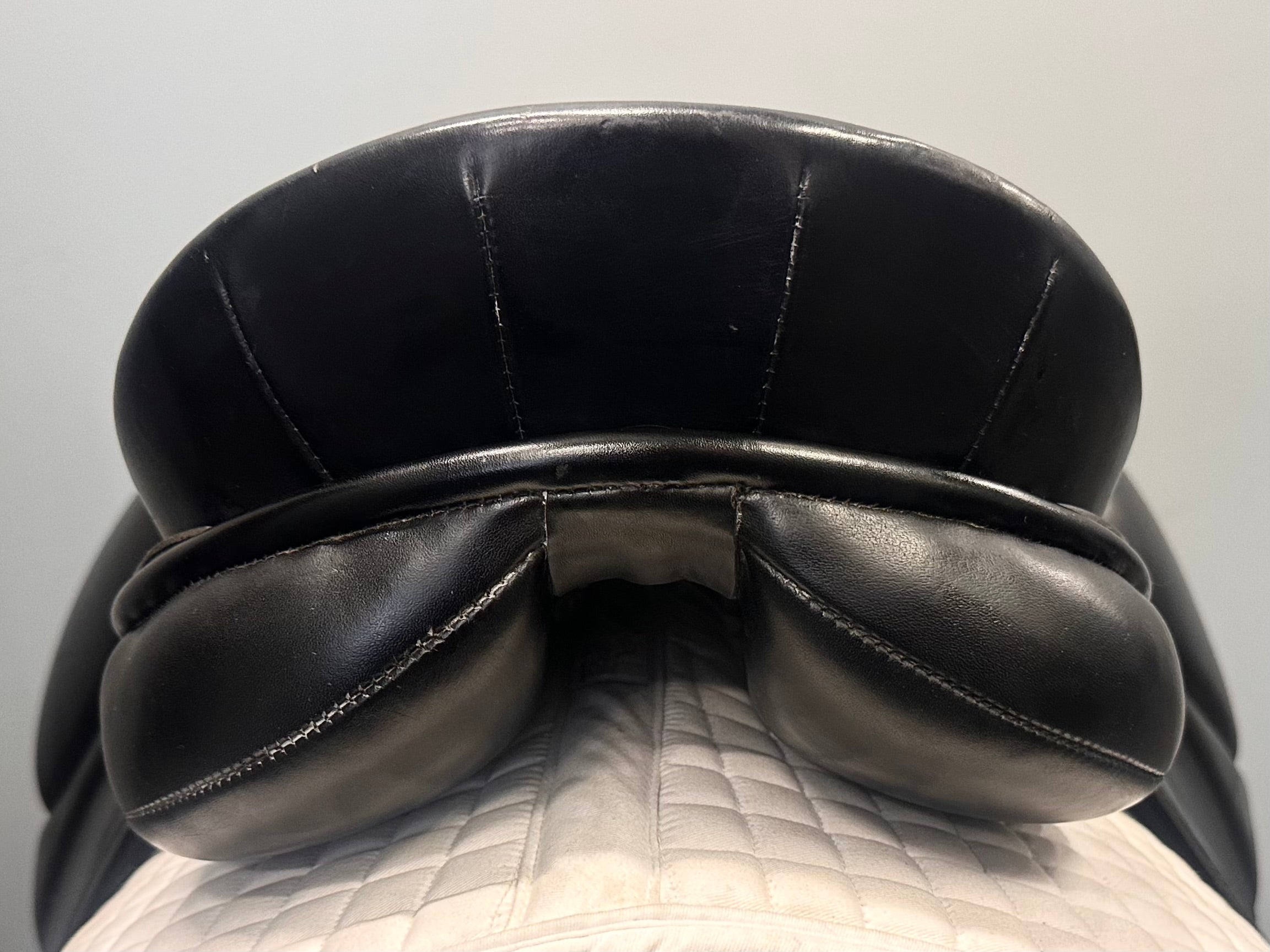 Used Rembrandt Dressage Saddle 17.5" Wide Tree