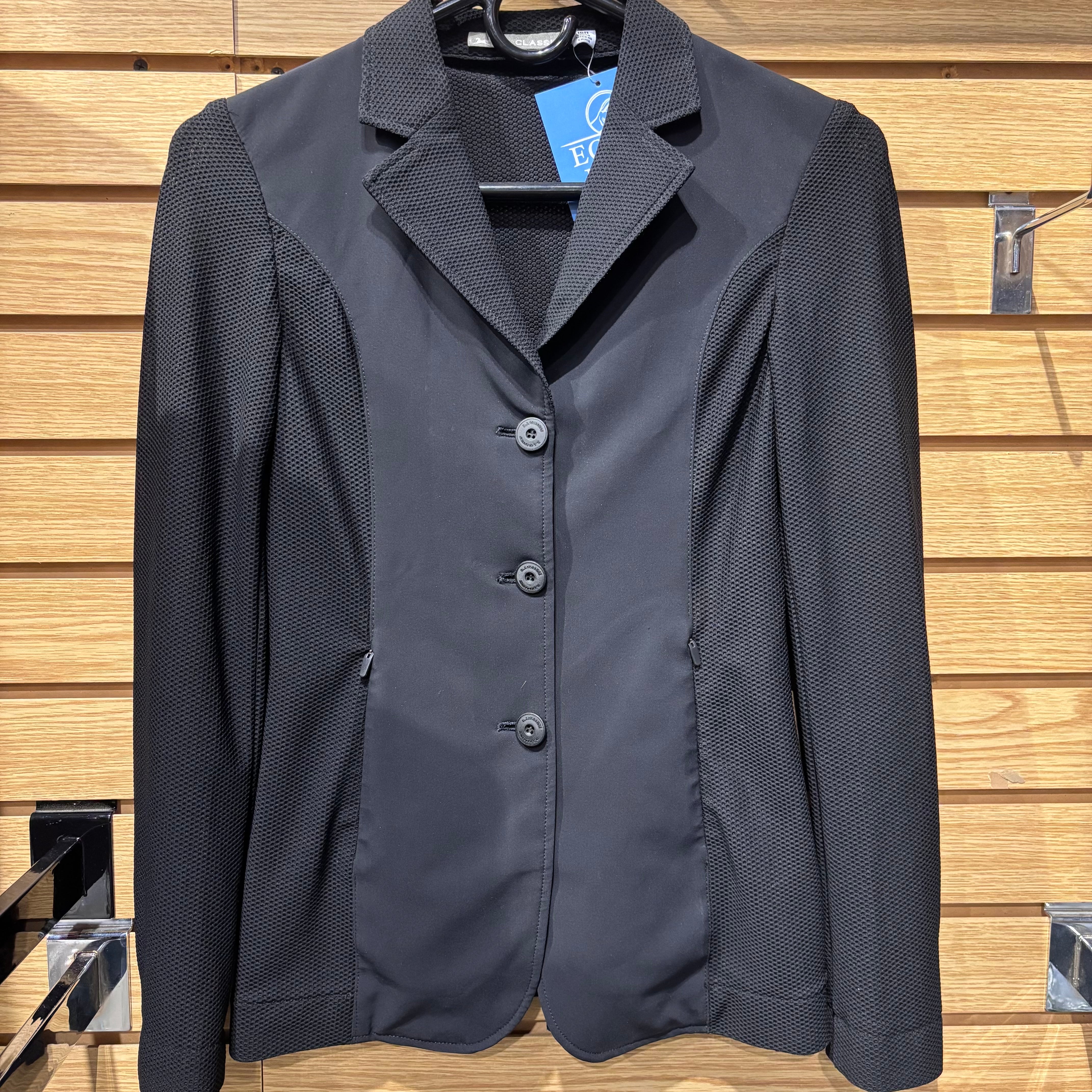 Used Youth 16R Black RJ Classics Harmony Mesh Show Coat