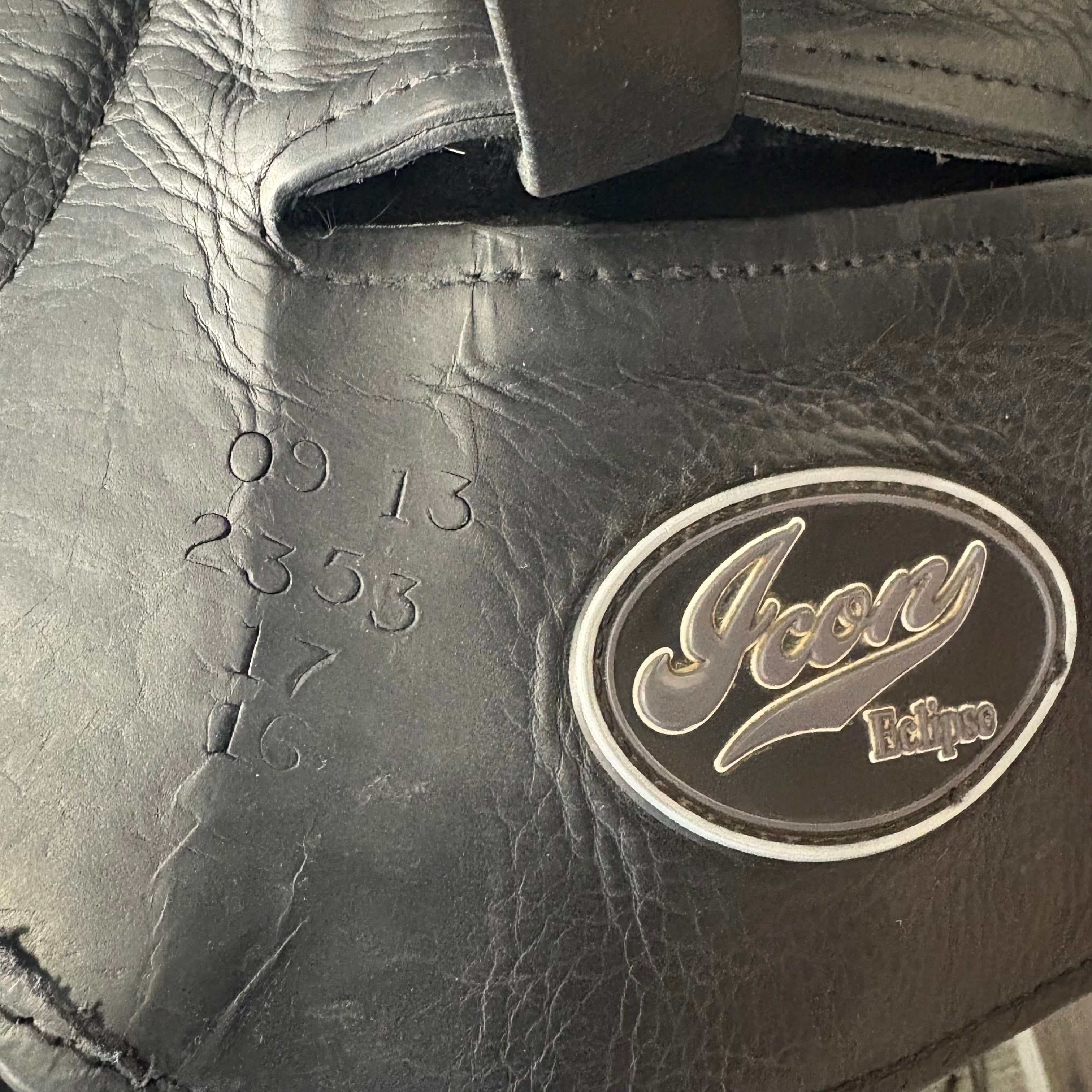 Used Custom Icon Eclipse Dressage Saddle 17" Wide Tree
