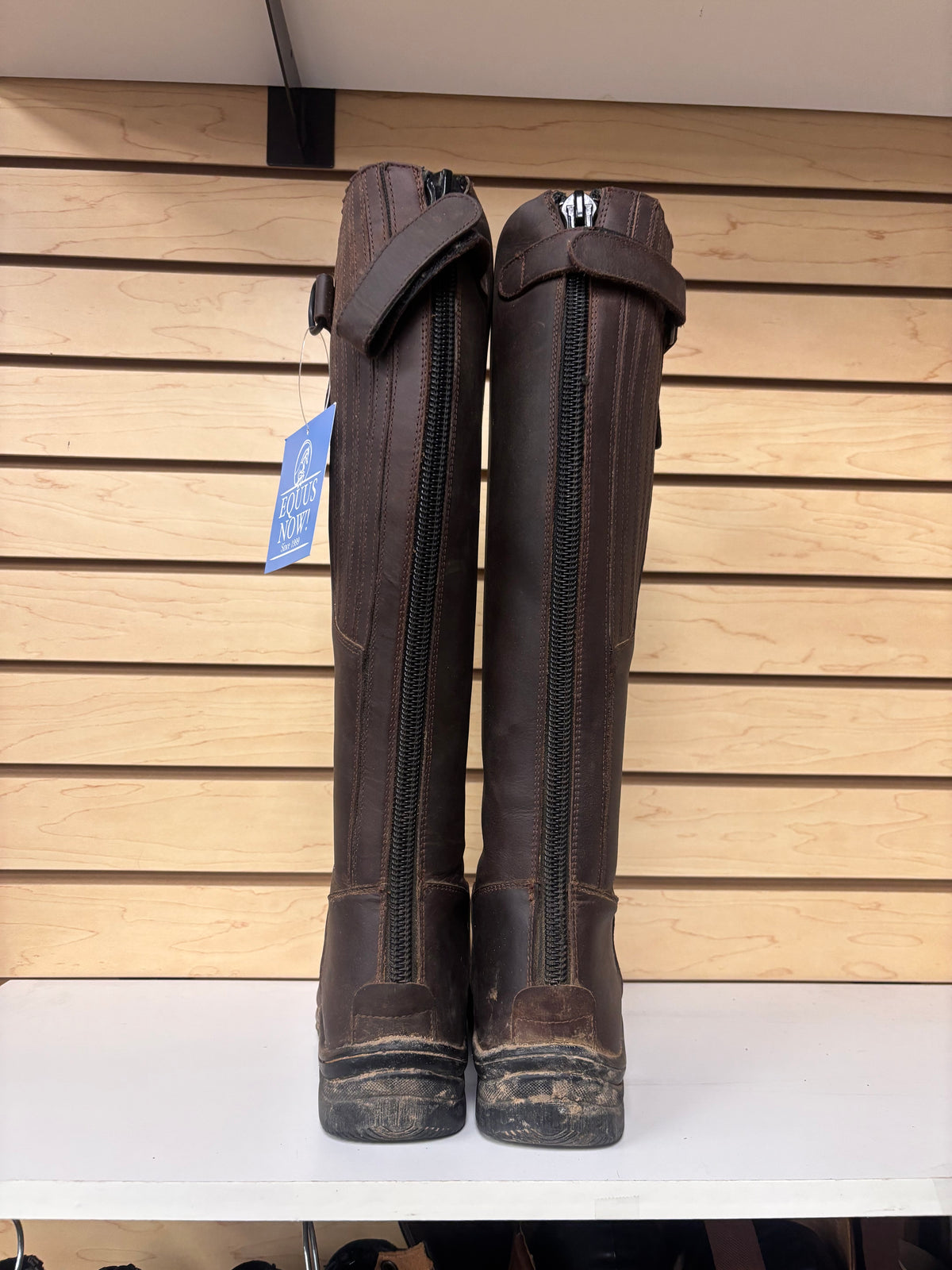 Used Toggi 7.5 Brown Barn Boot