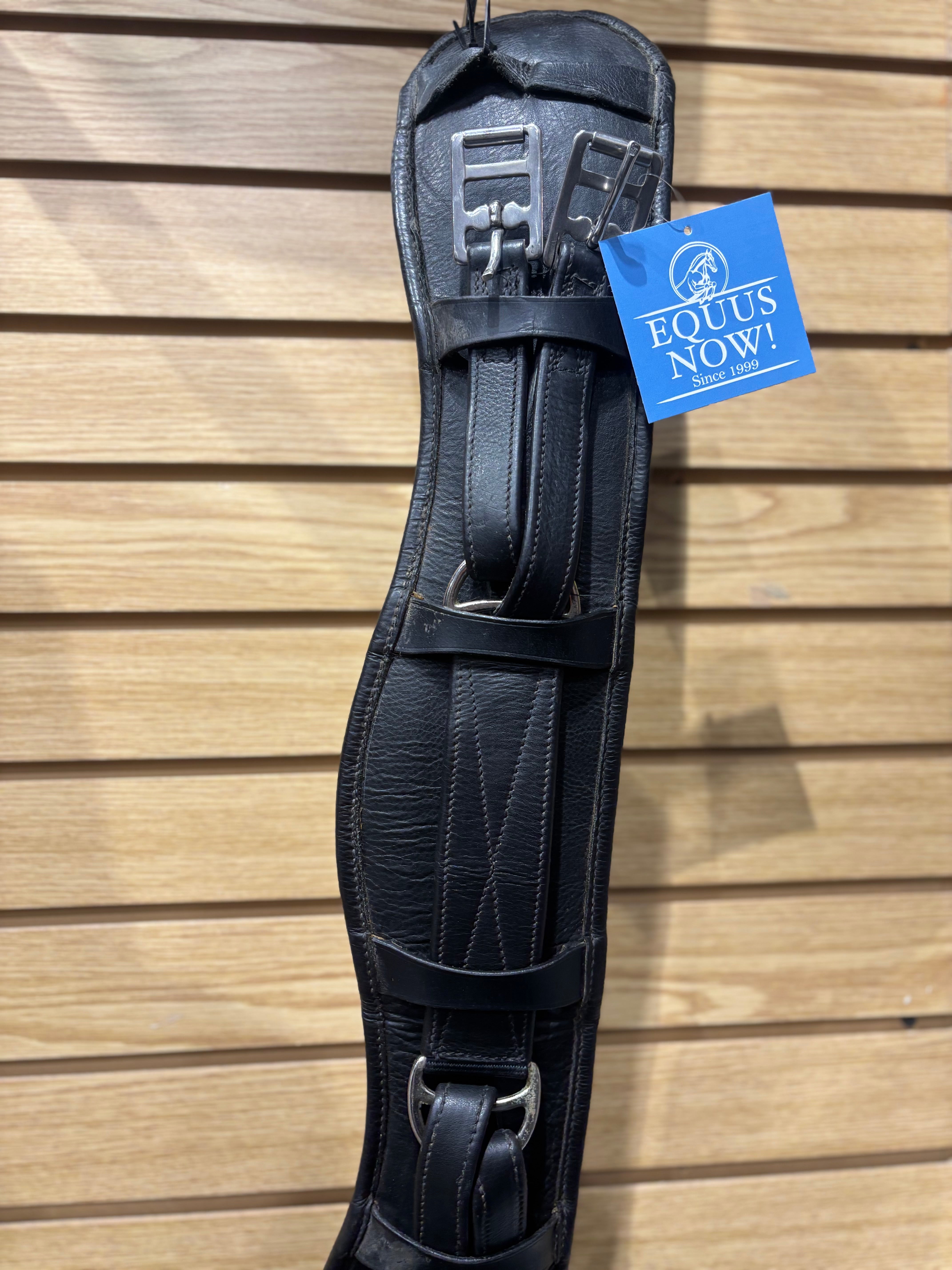 Used Black Nunn Finer Leather Girth
