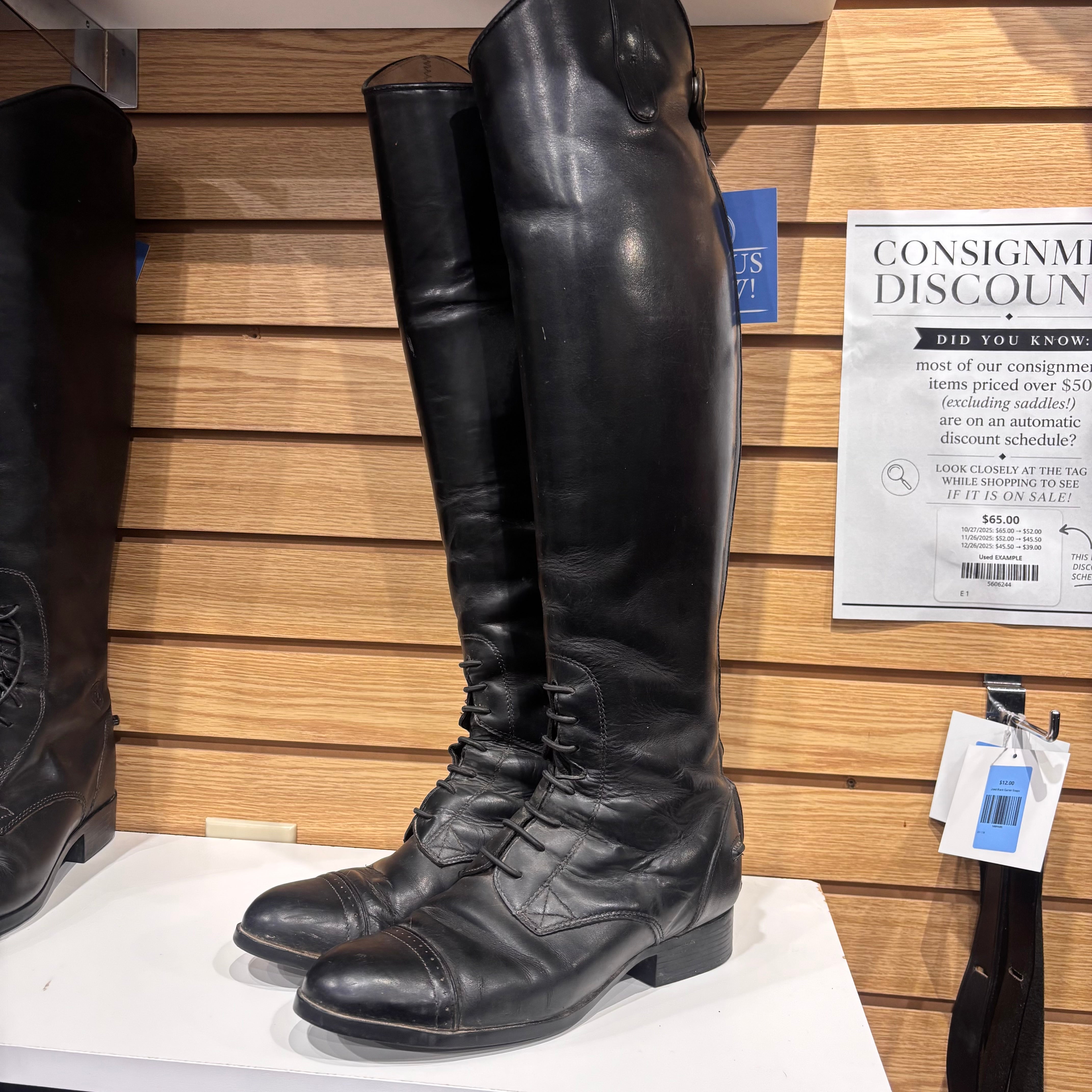 Used 7.5B Tall/Regular Black Ariat Field Boots