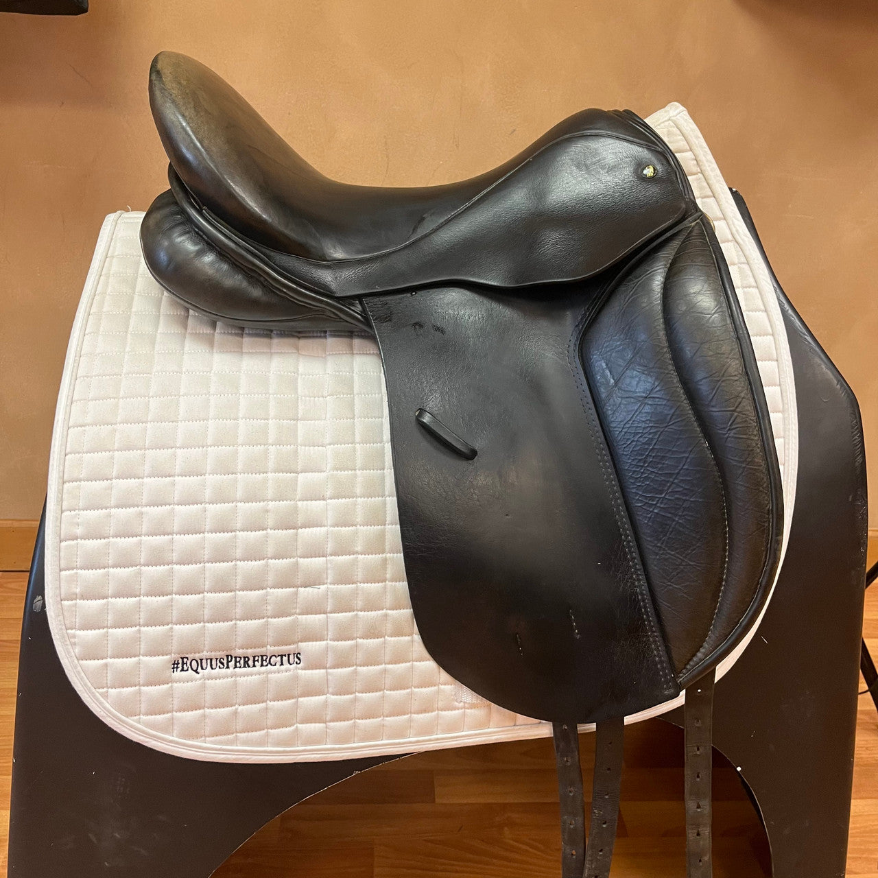 Used JRD Dressage Saddle 17.5" Medium Wide Tree - sku to order - 5003780