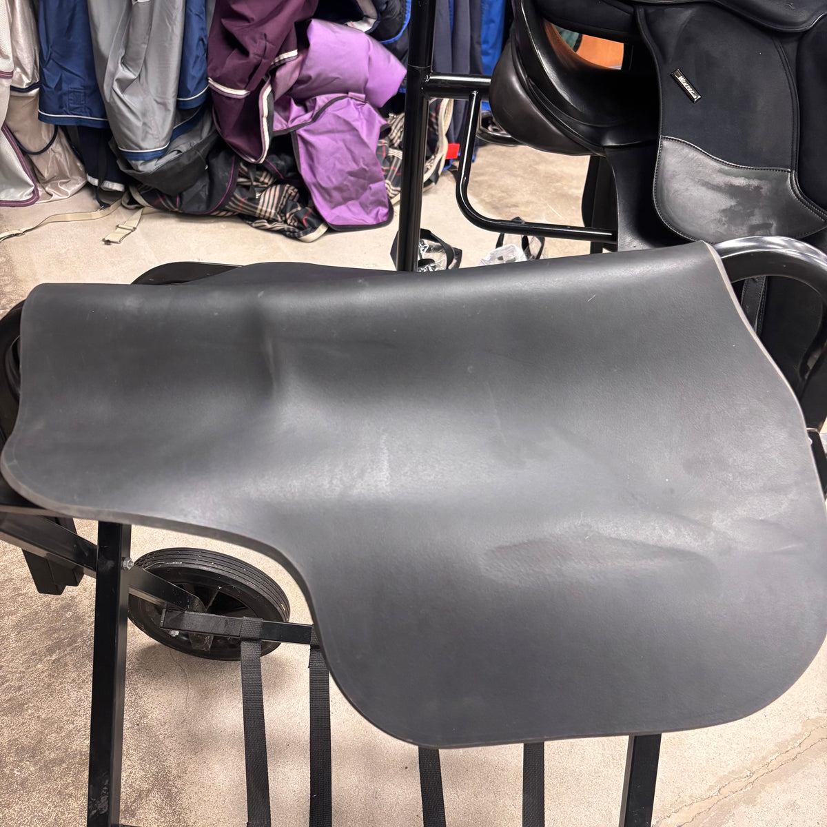 Used Black Thinline Saddle Shaped Non-slip Pad