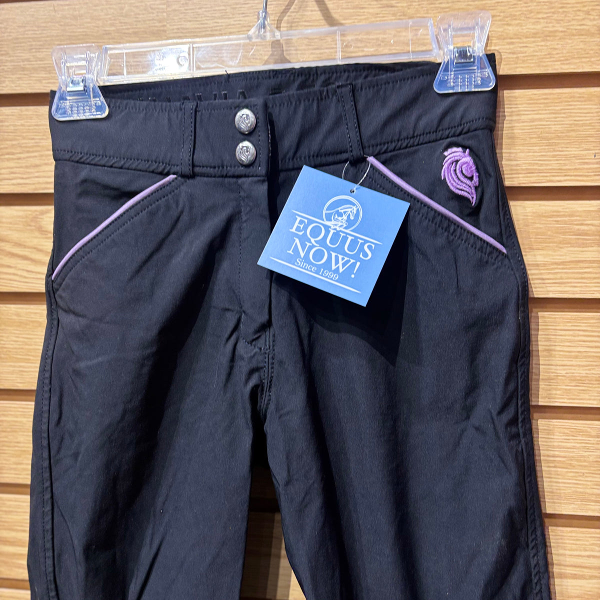 Used 22 Black Equinavia Silicone Knee Patch Breeches