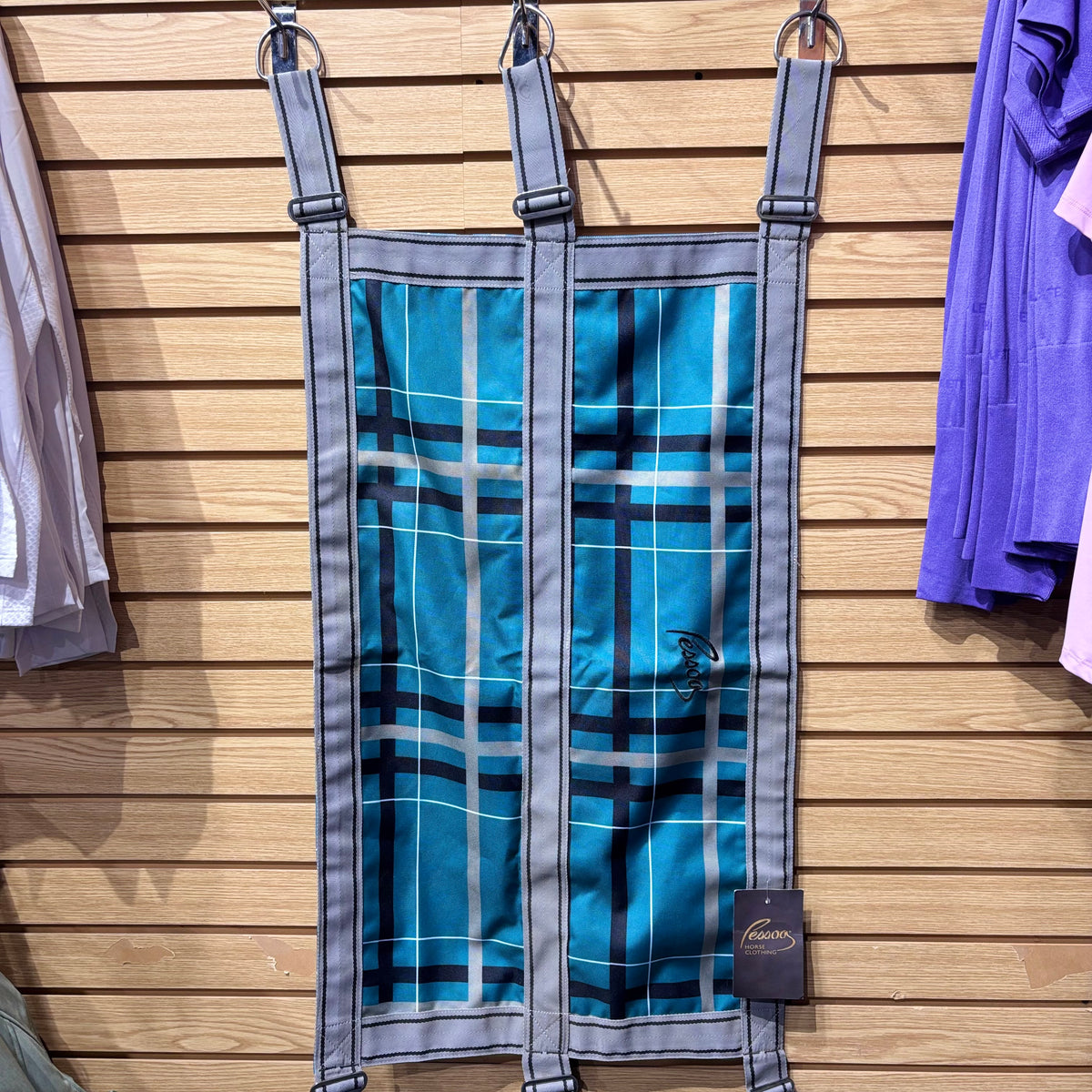 Used Blue Plaid Pessoa Alpine Stall Guard