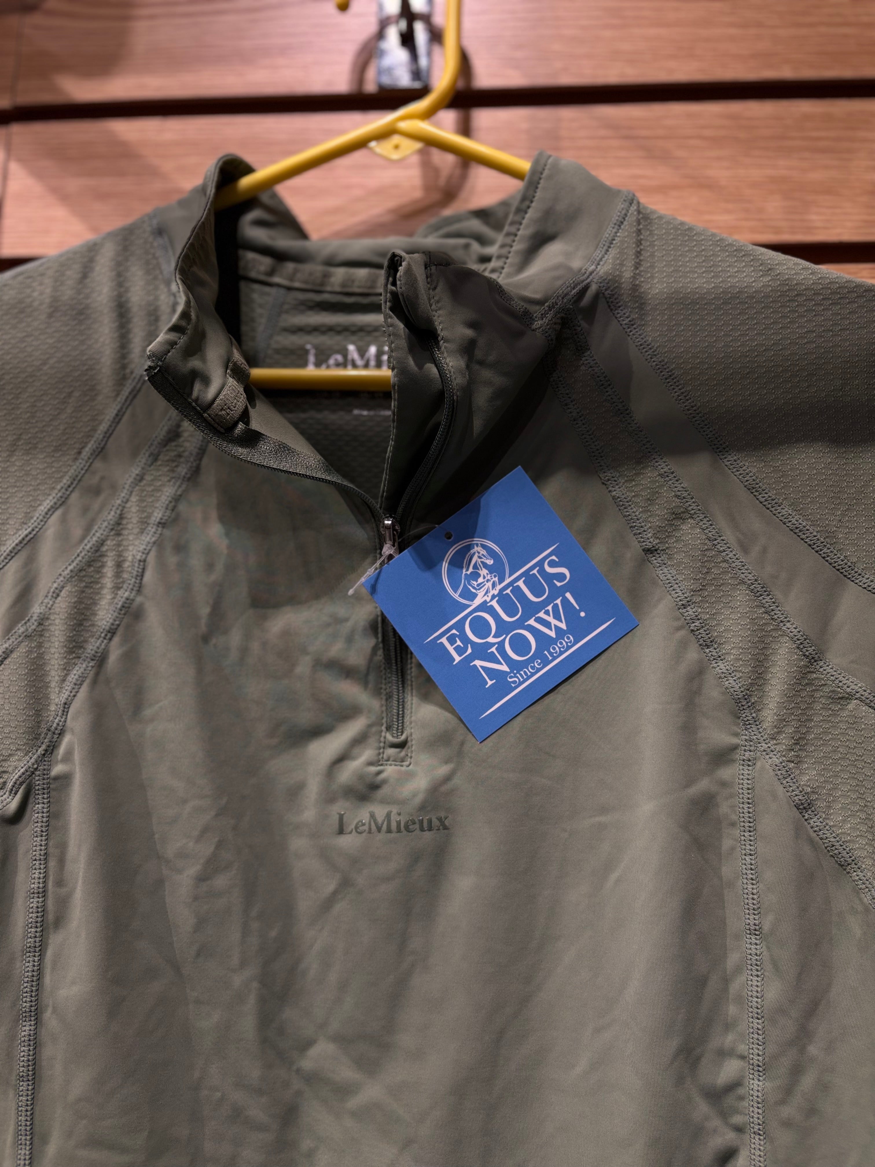 Used US 12 Green LeMieux 1/4 Zip Sun Shirt