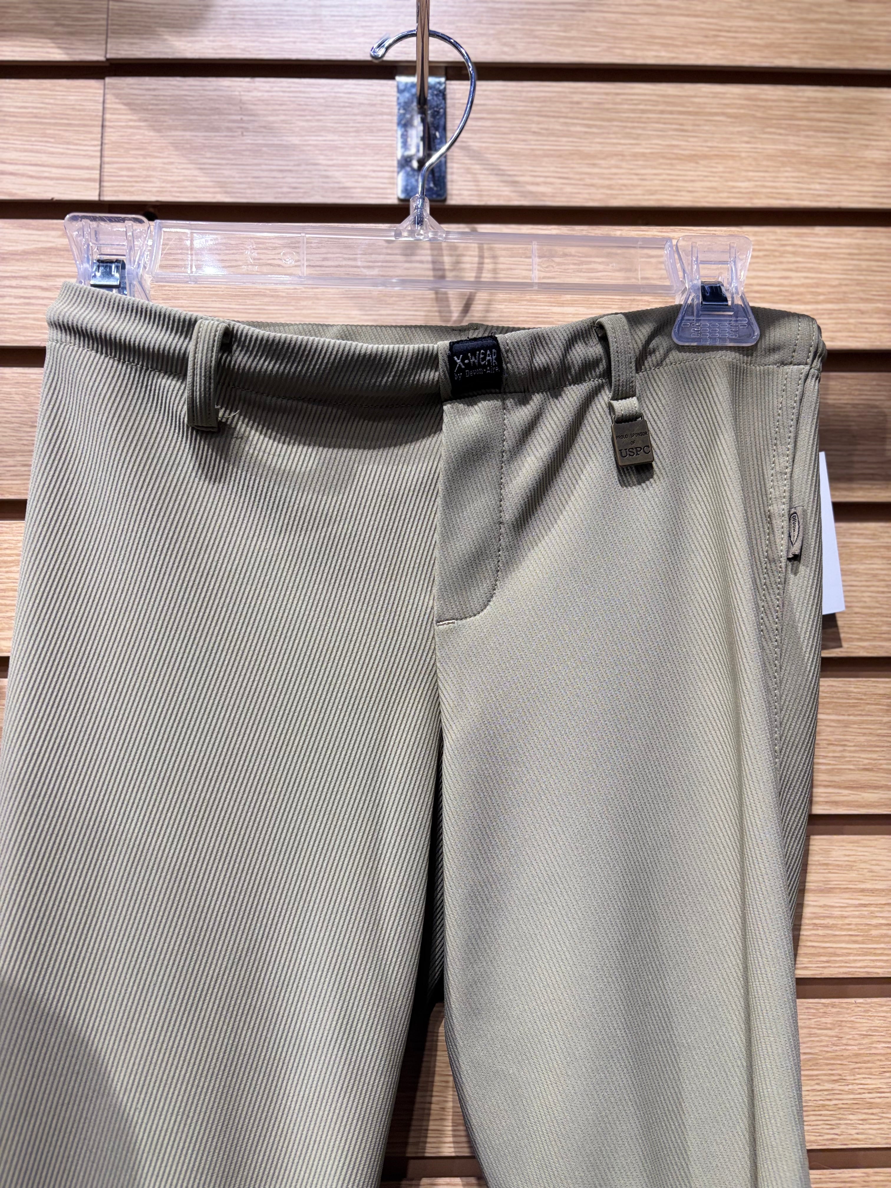 Used Medium Tan Devon-Aire Breeches