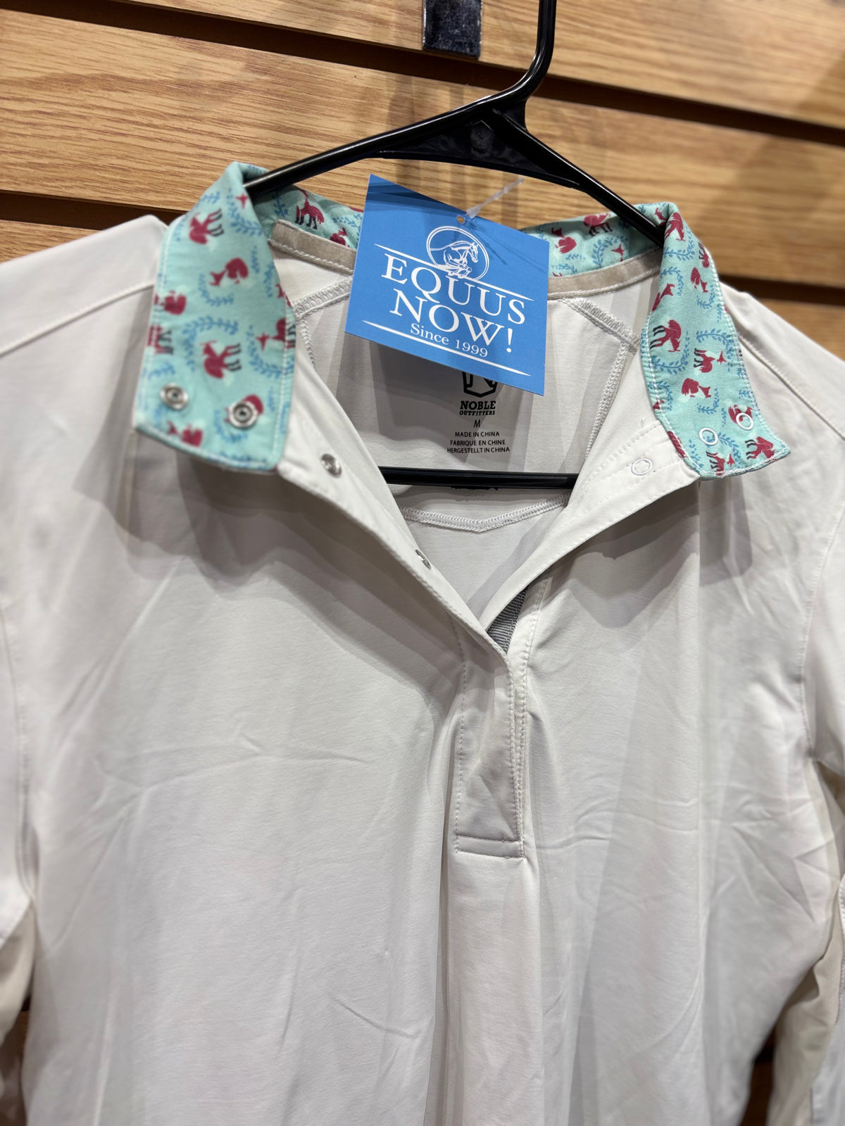 Used Medium White/Fox Noble Outfitters Long Sleeve Show Shirt