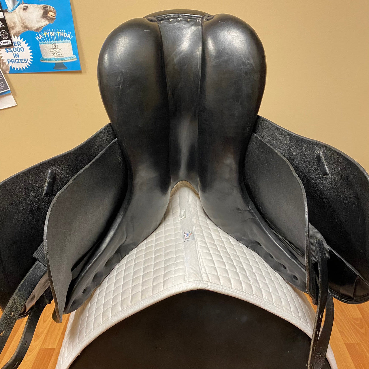 Used Verhan Odyssey Dressage Saddle 17.5 Inch Medium Wide Tree - sku to order - 9000309