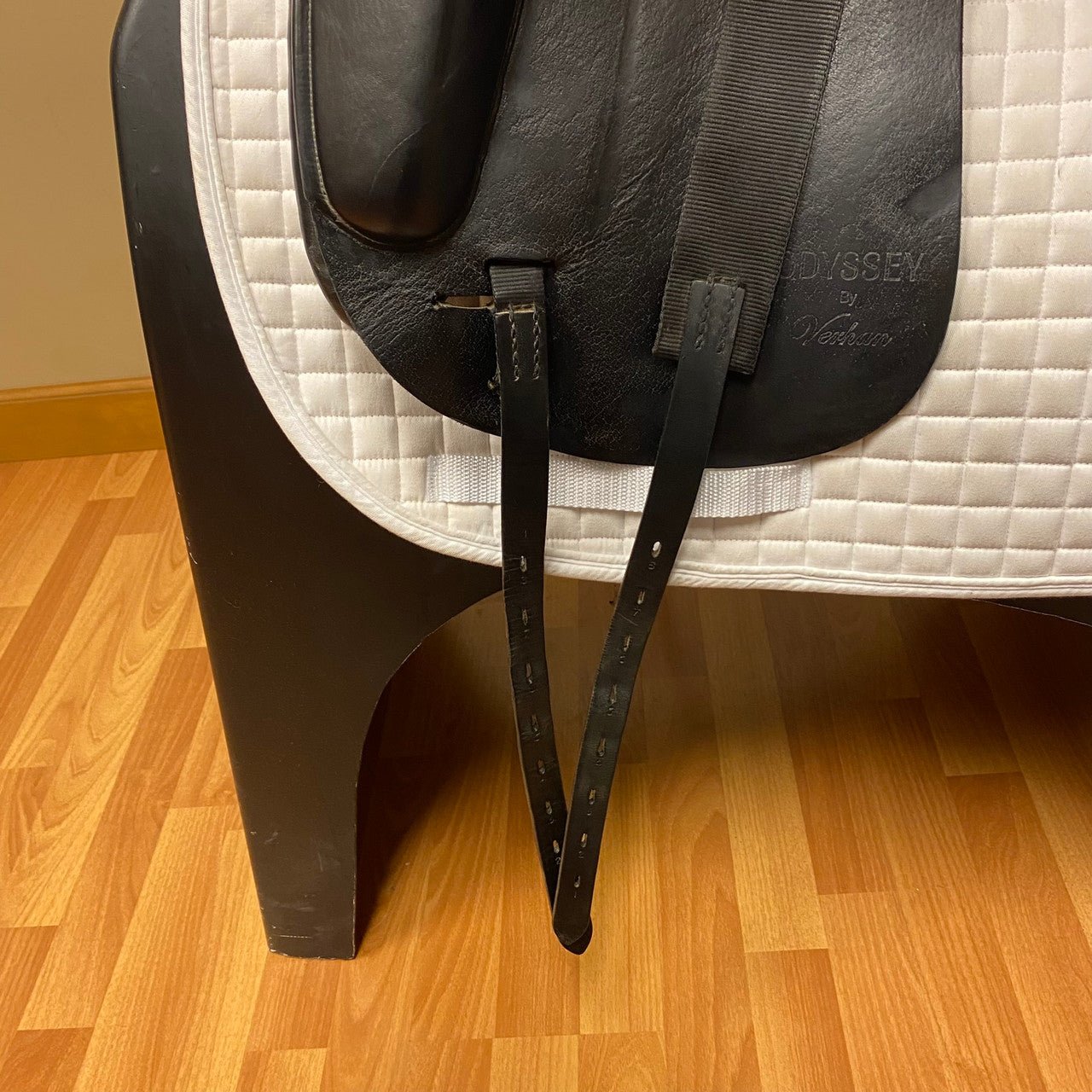 Used Verhan Odyssey Dressage Saddle 17.5 Inch Medium Wide Tree - sku to order - 9000309