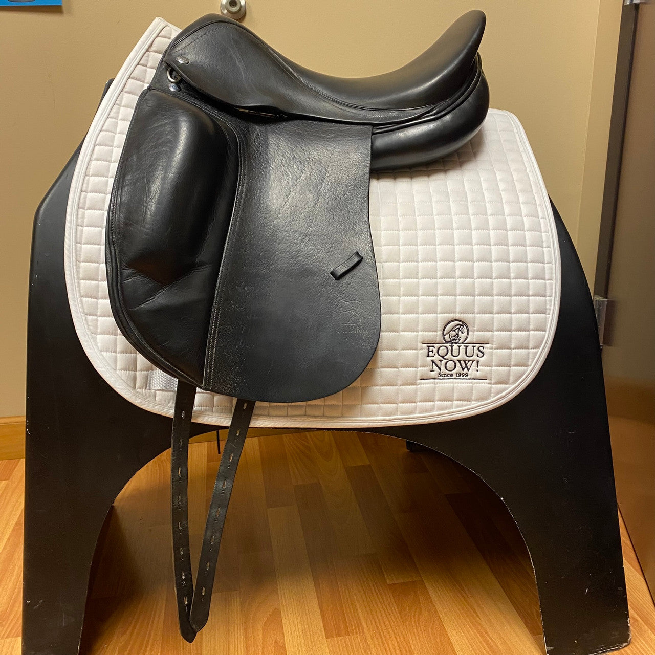 Used Verhan Odyssey Dressage Saddle 17.5 Inch Medium Wide Tree - sku to order - 9000309