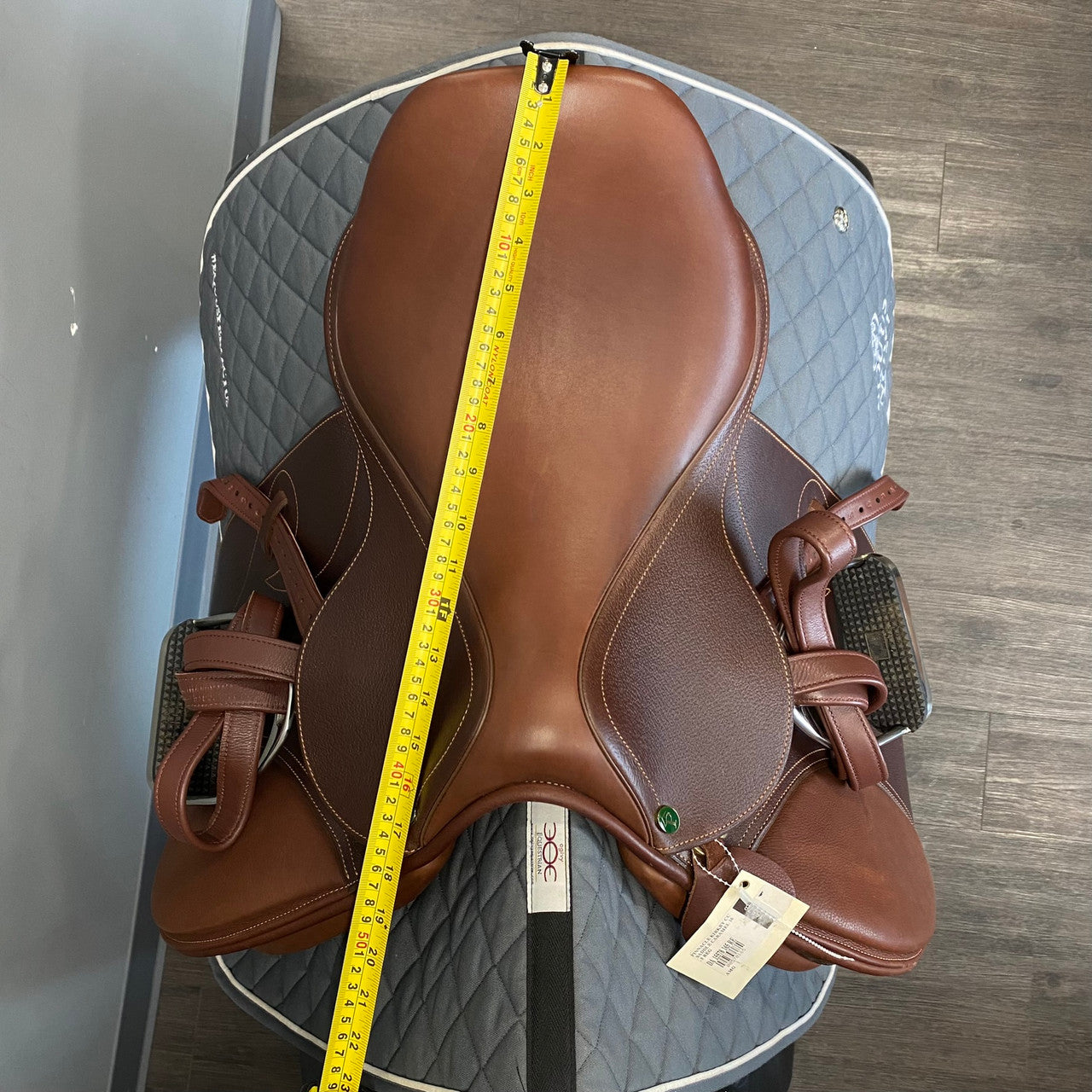 Used Pinnacle Kirkby Jump Saddle 16.5" Medium Wide Tree