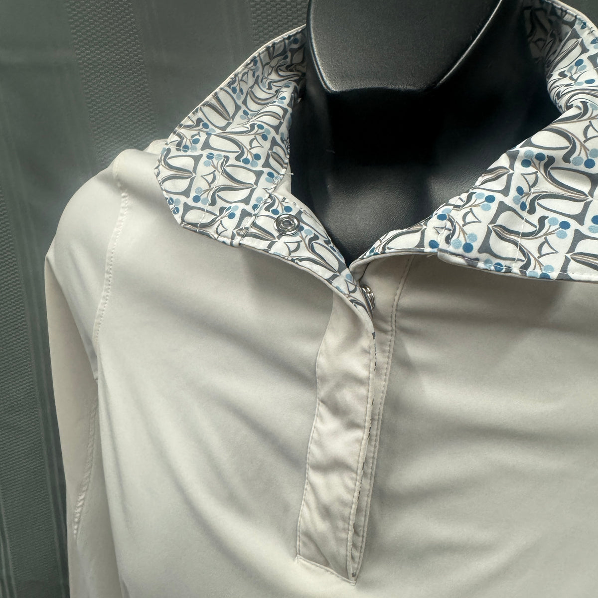 Used Small White Kerrits Show Shirt