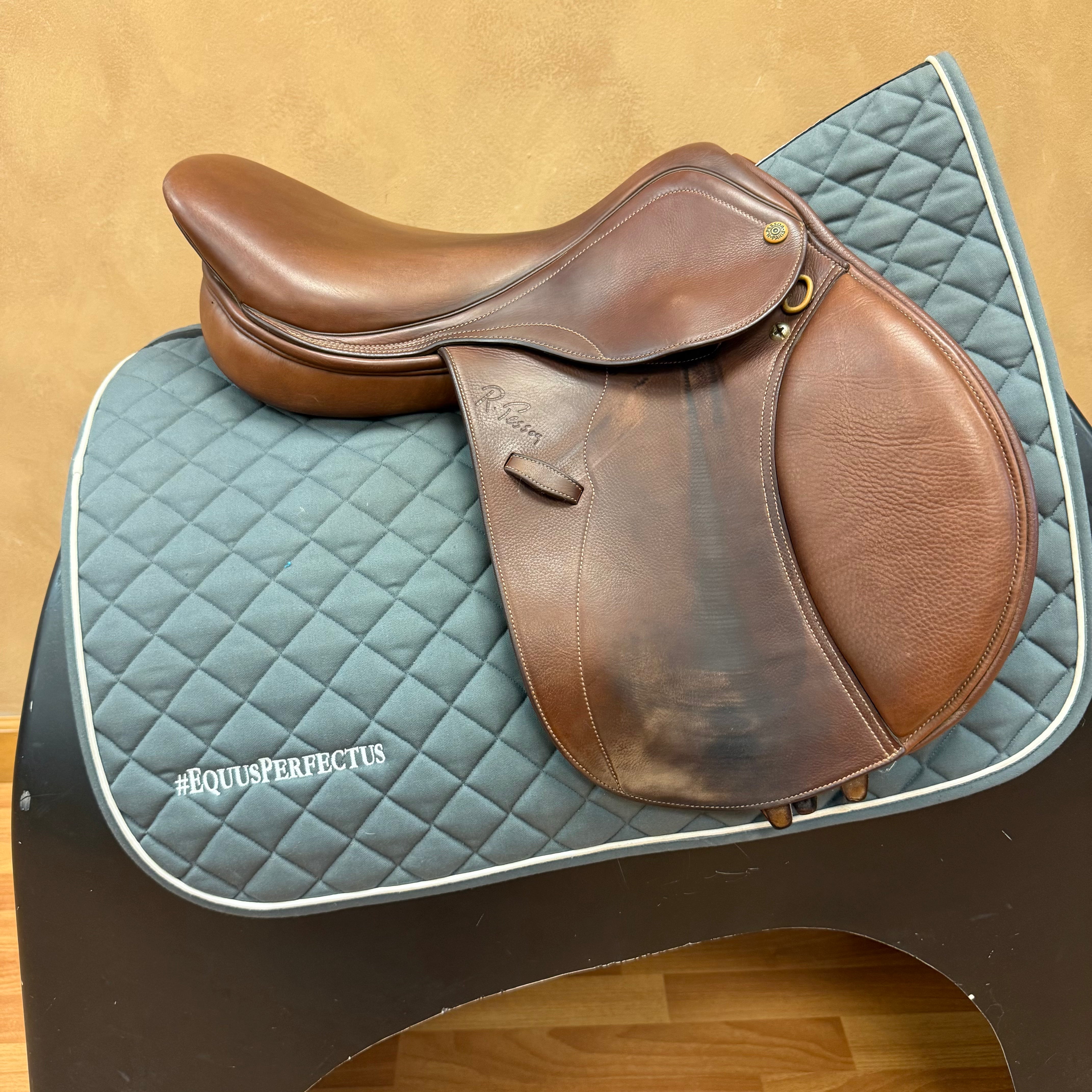Used Pessoa Gen X Jump Saddle 16.5” Medium/Adjustable Tree
