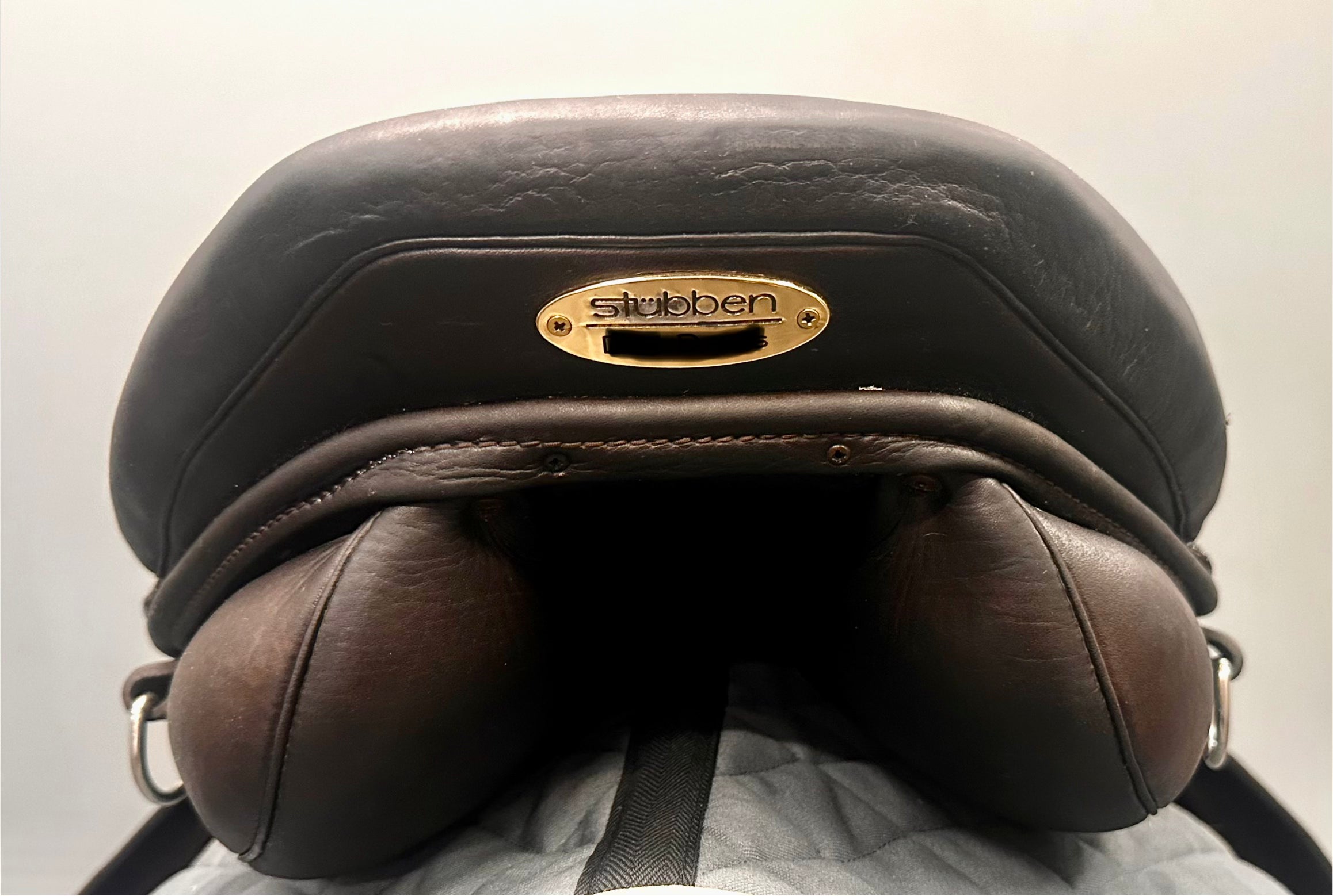 Used Stubben Ascend CS Deluxe Jump Saddle 18" Medium Tree