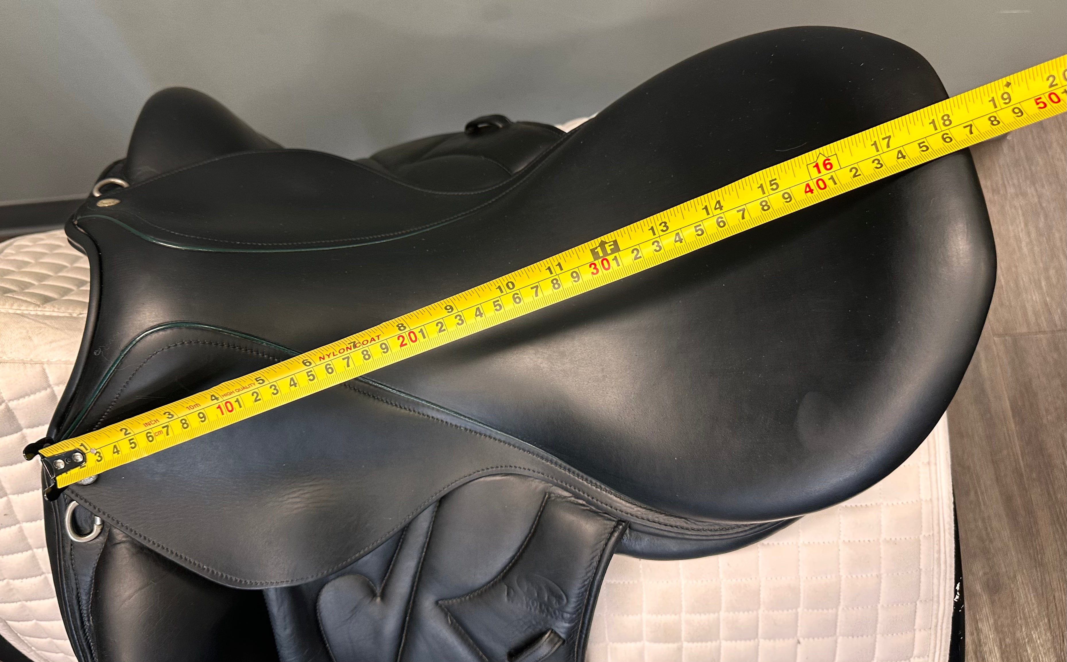 Used Devoucoux Dressage Saddle 18" Medium Tree