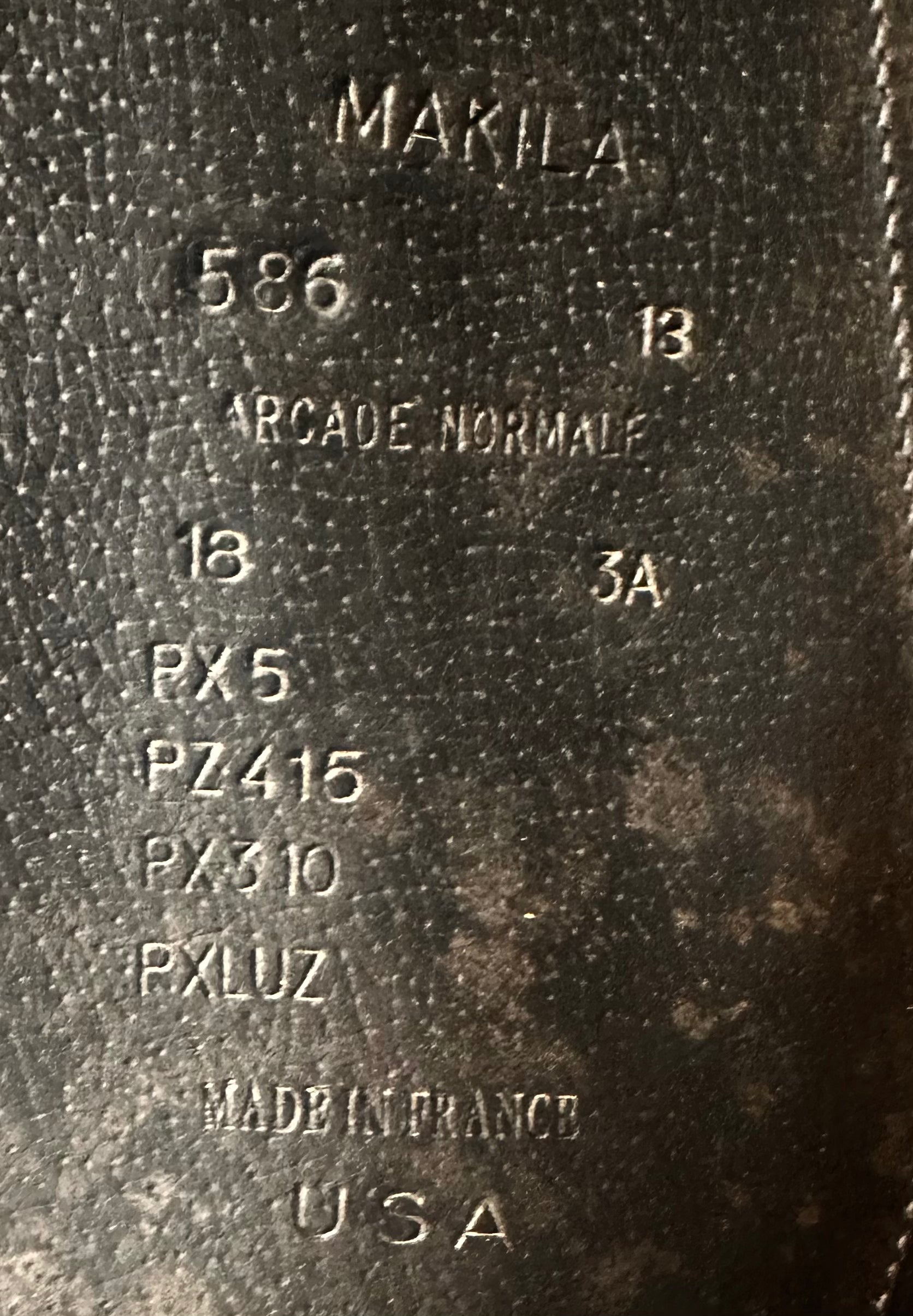 Used Devoucoux Dressage Saddle 18" Medium Tree