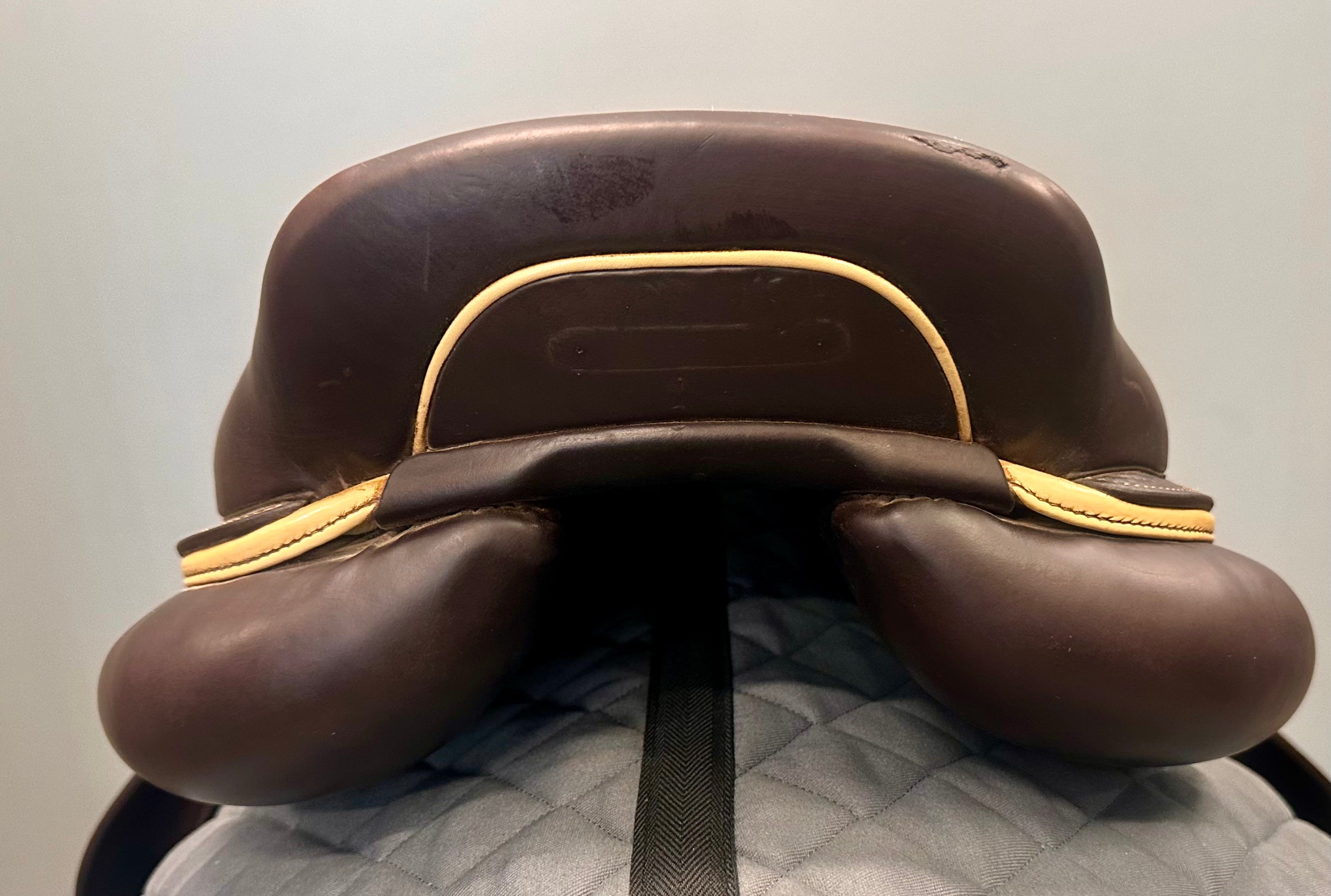Used CWD Jump Saddle 18" Medium Gullet