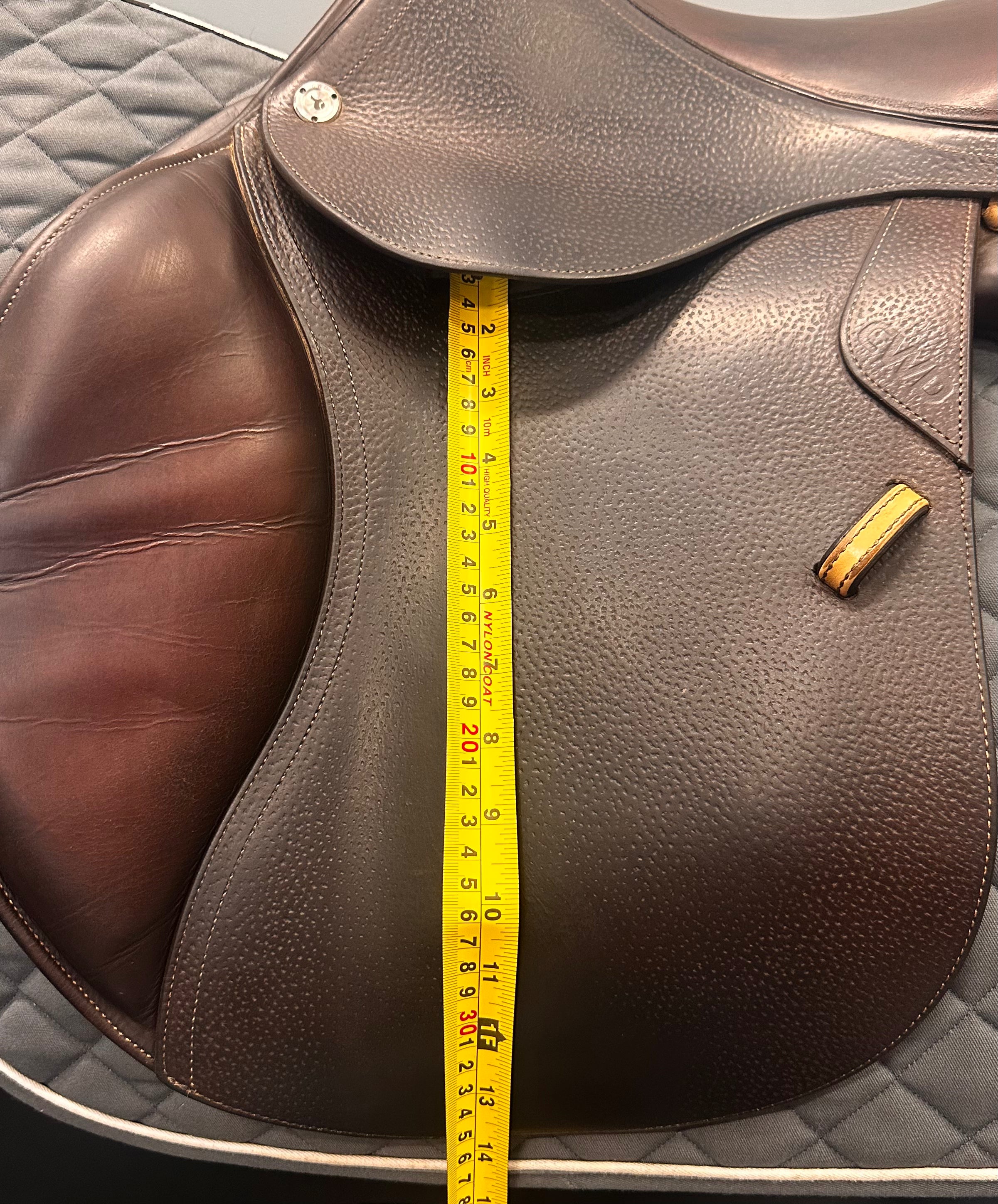 Used CWD Jump Saddle 18" Medium Gullet