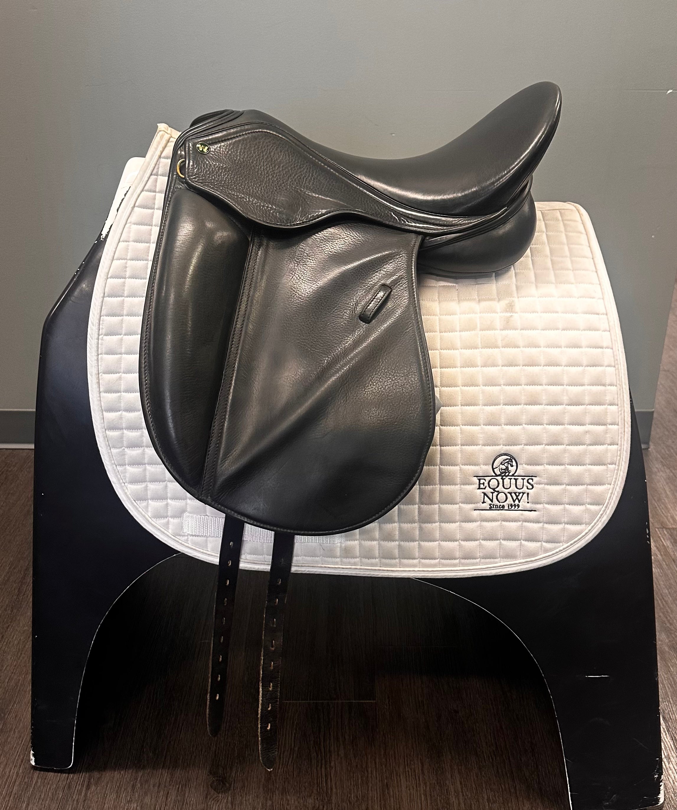 Used Warendorf Dressage Saddle 18" Medium Wide