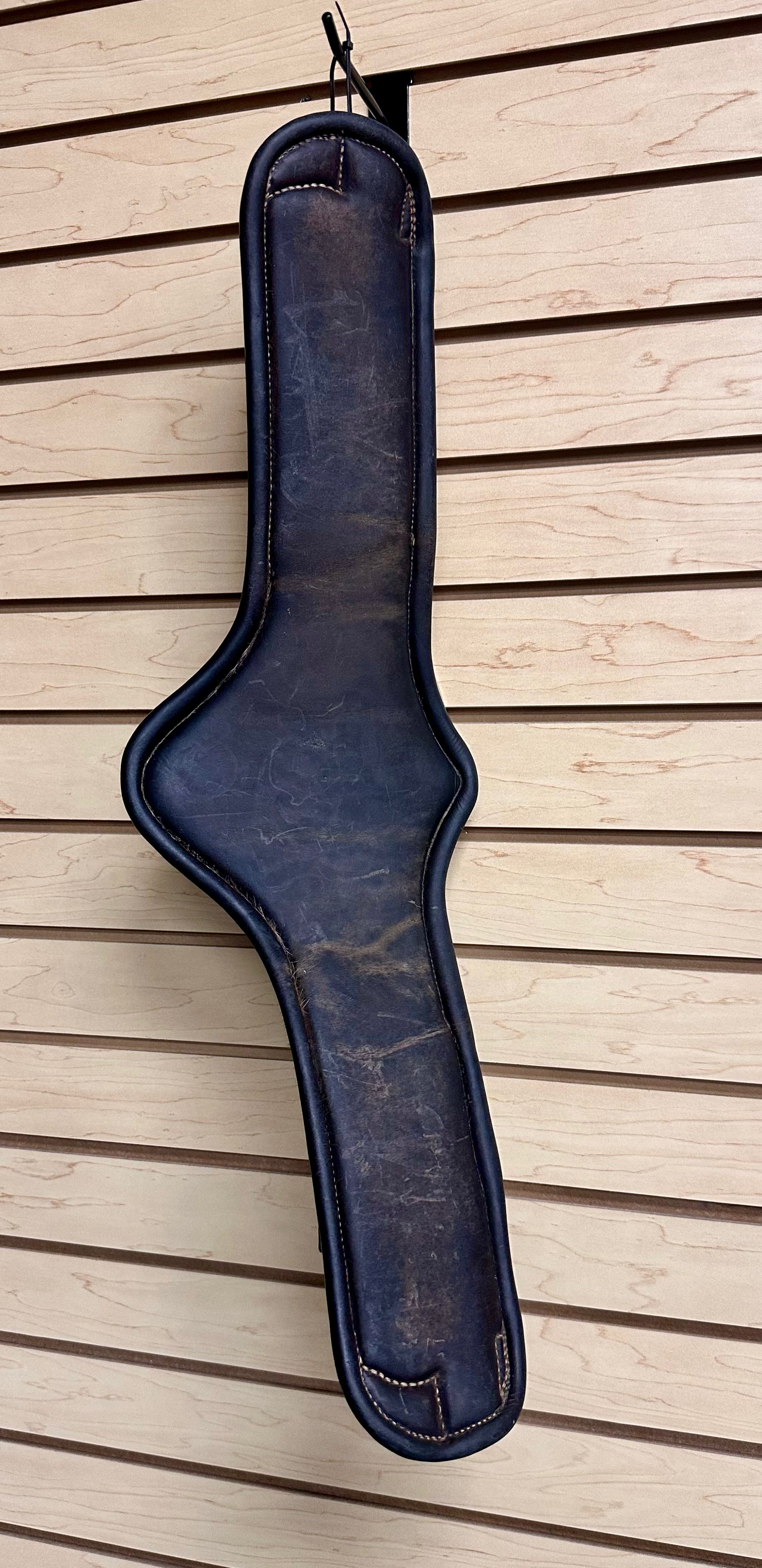 Used 20" Dark Brown Voltaire Short Jump Girth