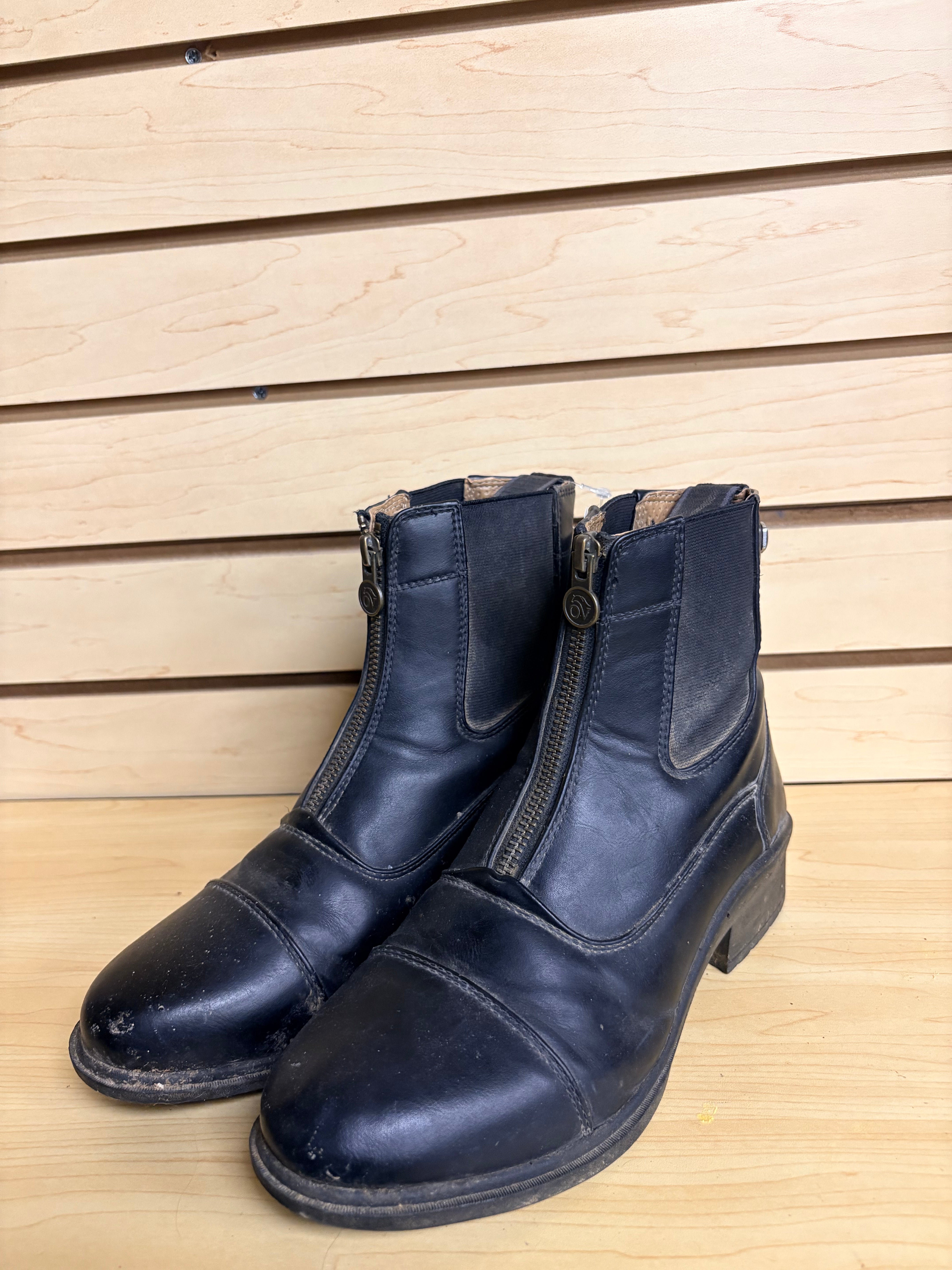 Used 7.5 Black Ovation Paddock Boots
