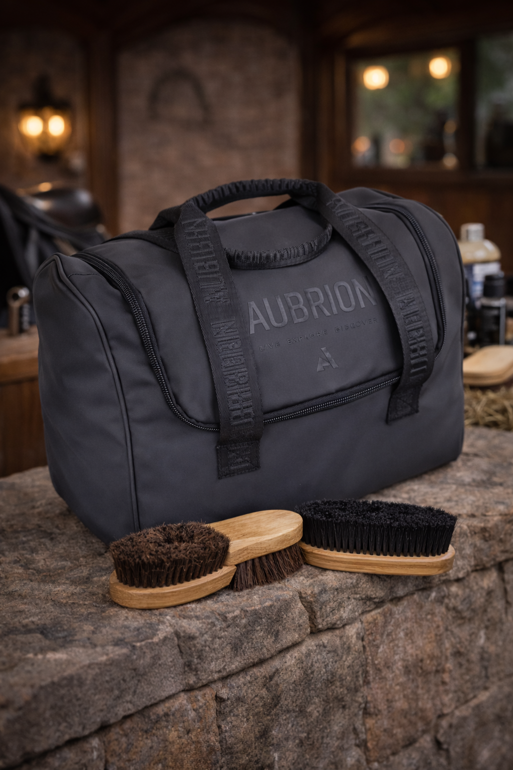 Aubrion React Grooming Kit Bag