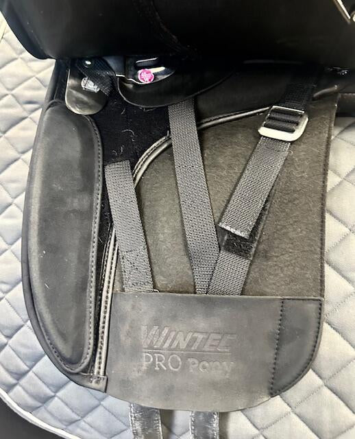 Used Wintec Pro Pony Saddle 15.5" Medium Wide Tree