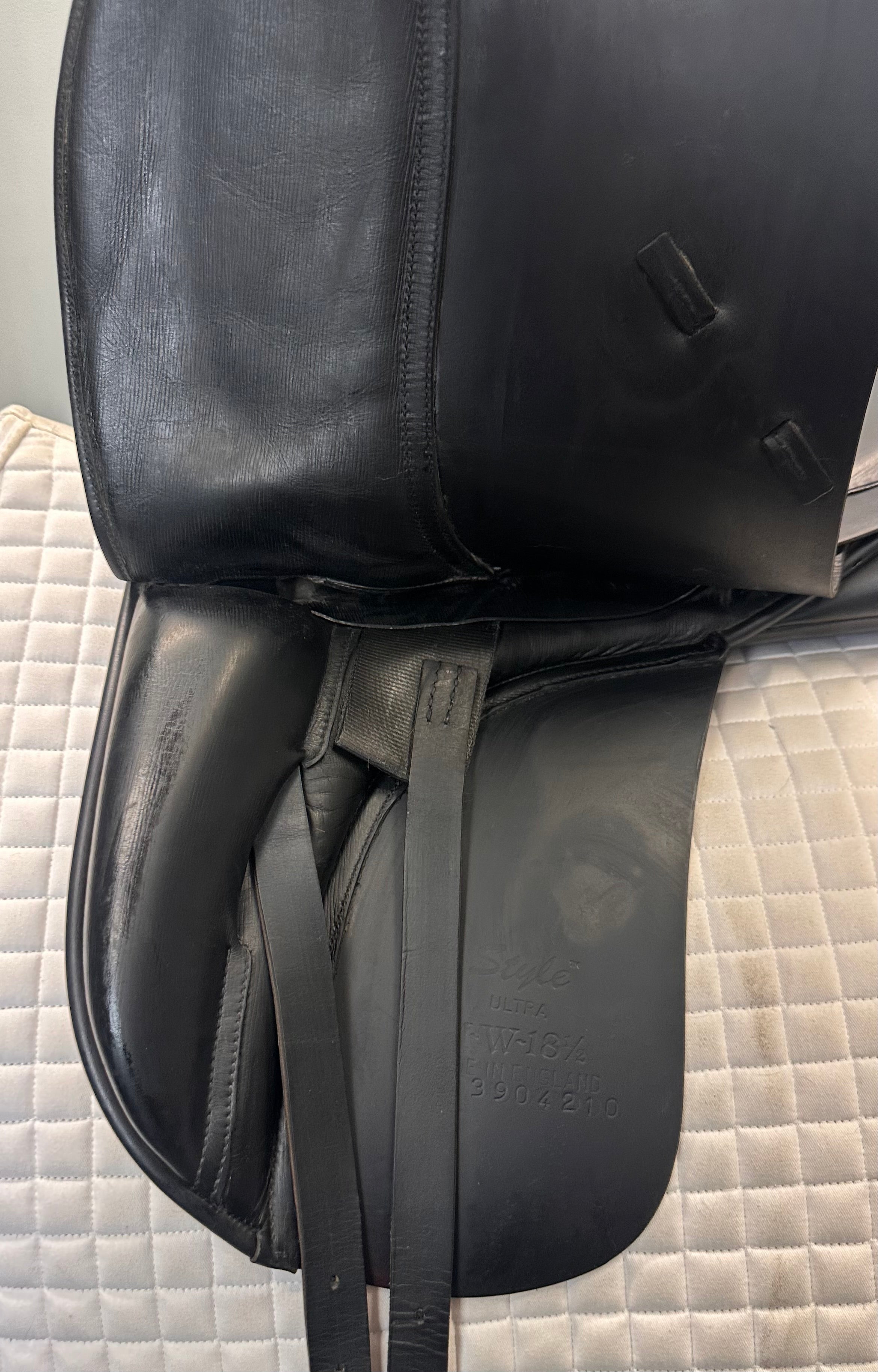 Used Albion Dressage Saddle 18.5" Medium Tree