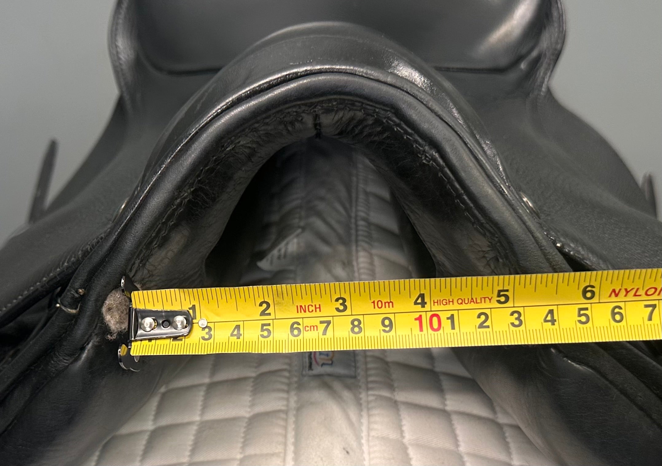 Used Stubben Genesis Deluxe Dressage Saddle 17.5" Wide Tree