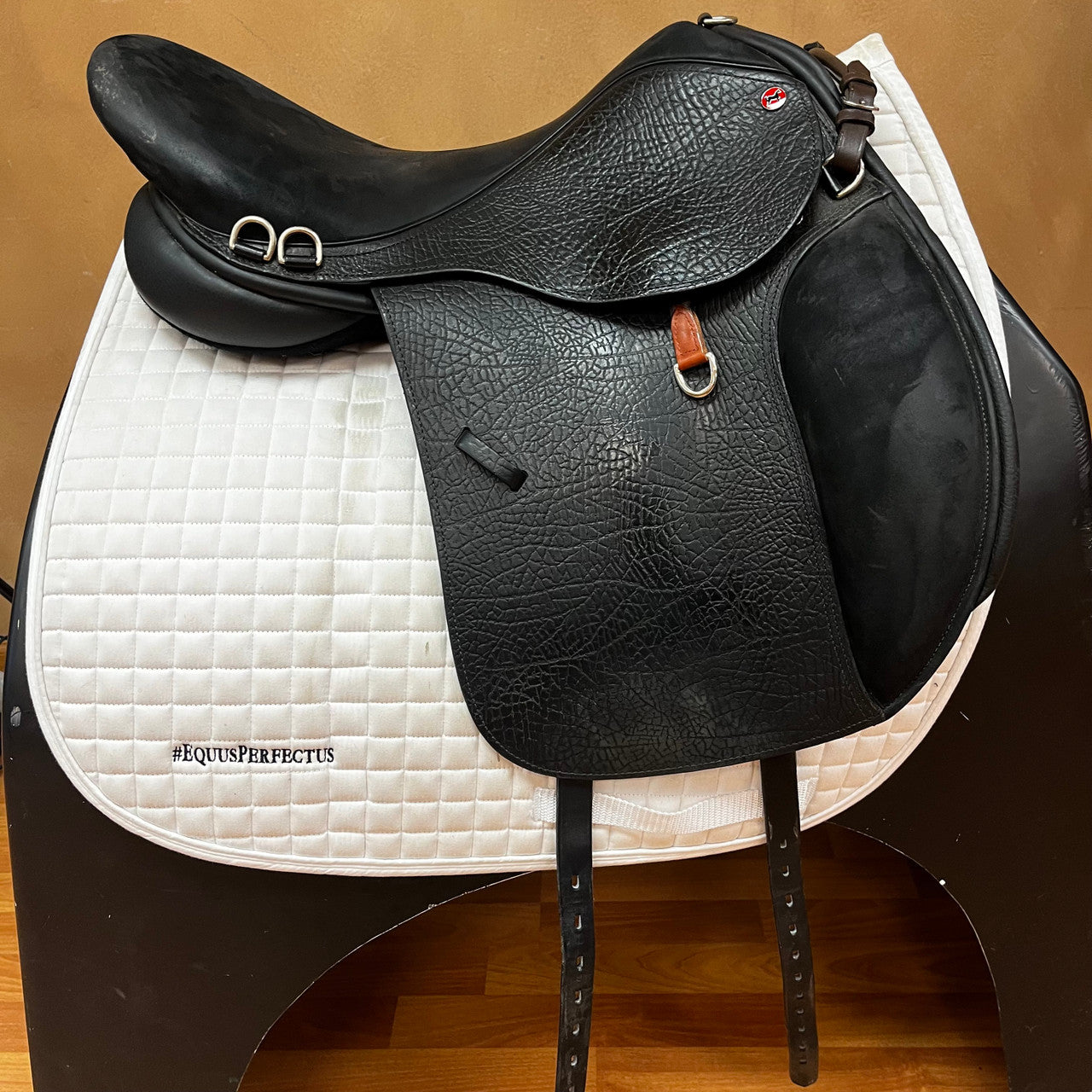 Used Arabian Co Solstice by Lovett & Ricketts Endurance Saddle 18" Medium Tree - sku to order - 8000304