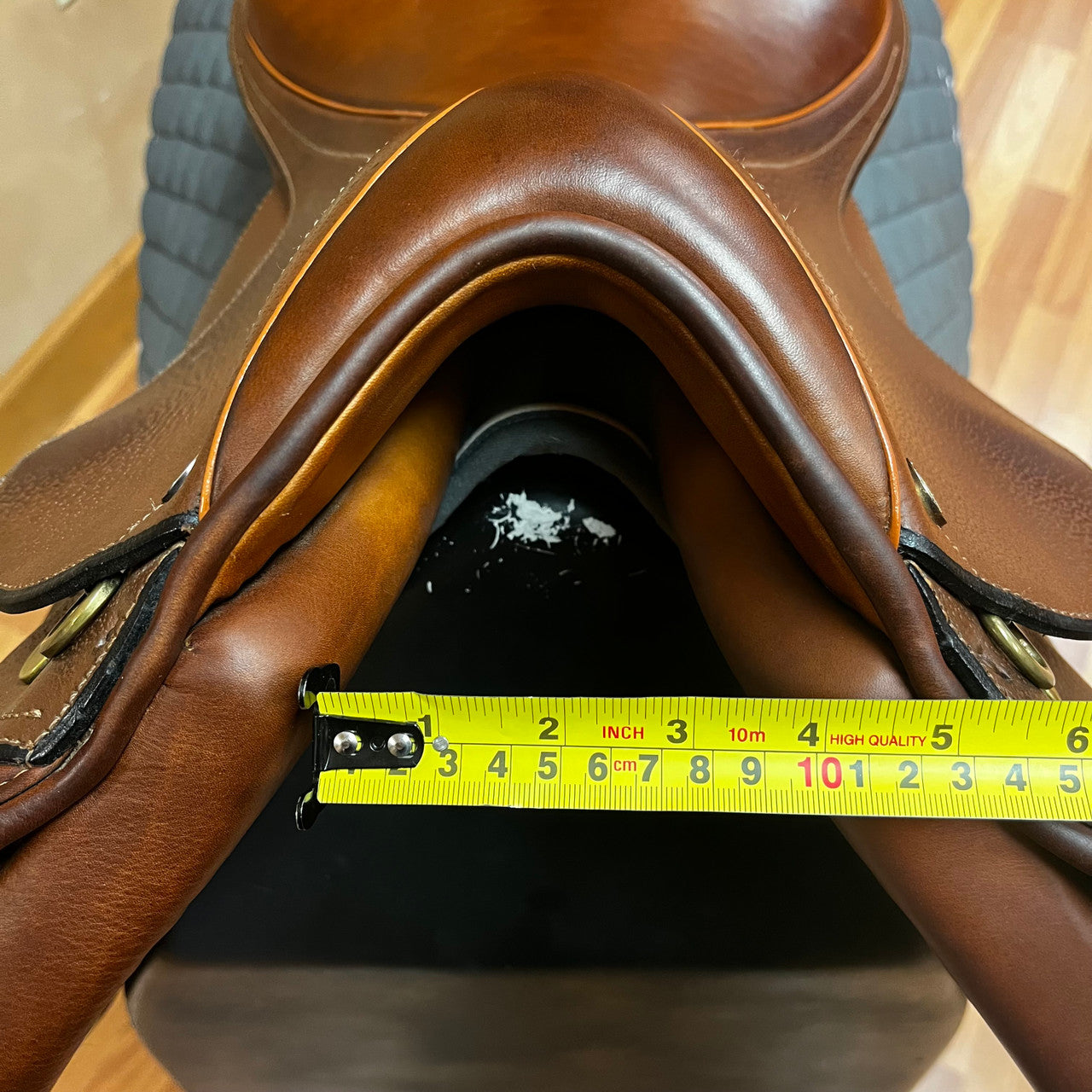 Used Beval Stanford Jump Saddle 17.5" Medium Tree - sku to order - 8000306