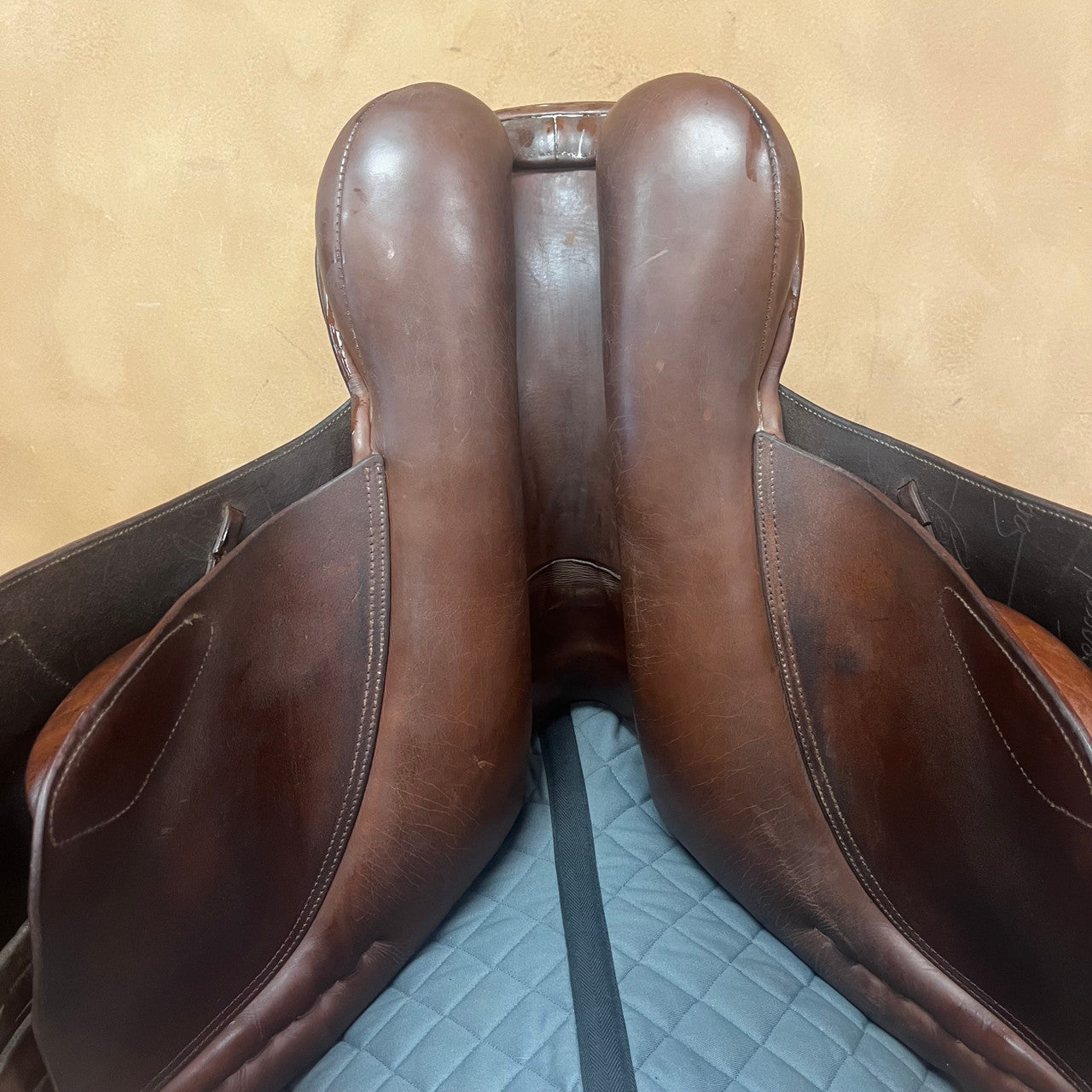 Used Pessoa Heritage Jump Saddle 16.5" Adjustable Tree - sku to order - 8000308