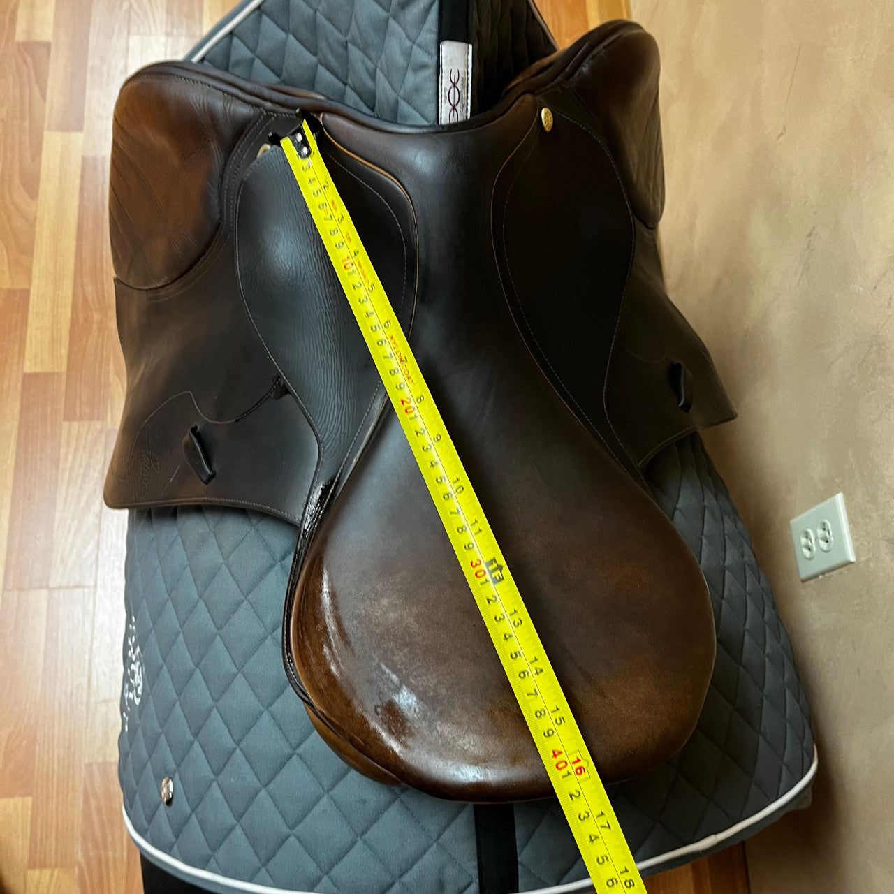 Used Pessoa Heritage Jump Saddle 16.5" Adjustable Tree - sku to order - 8000308