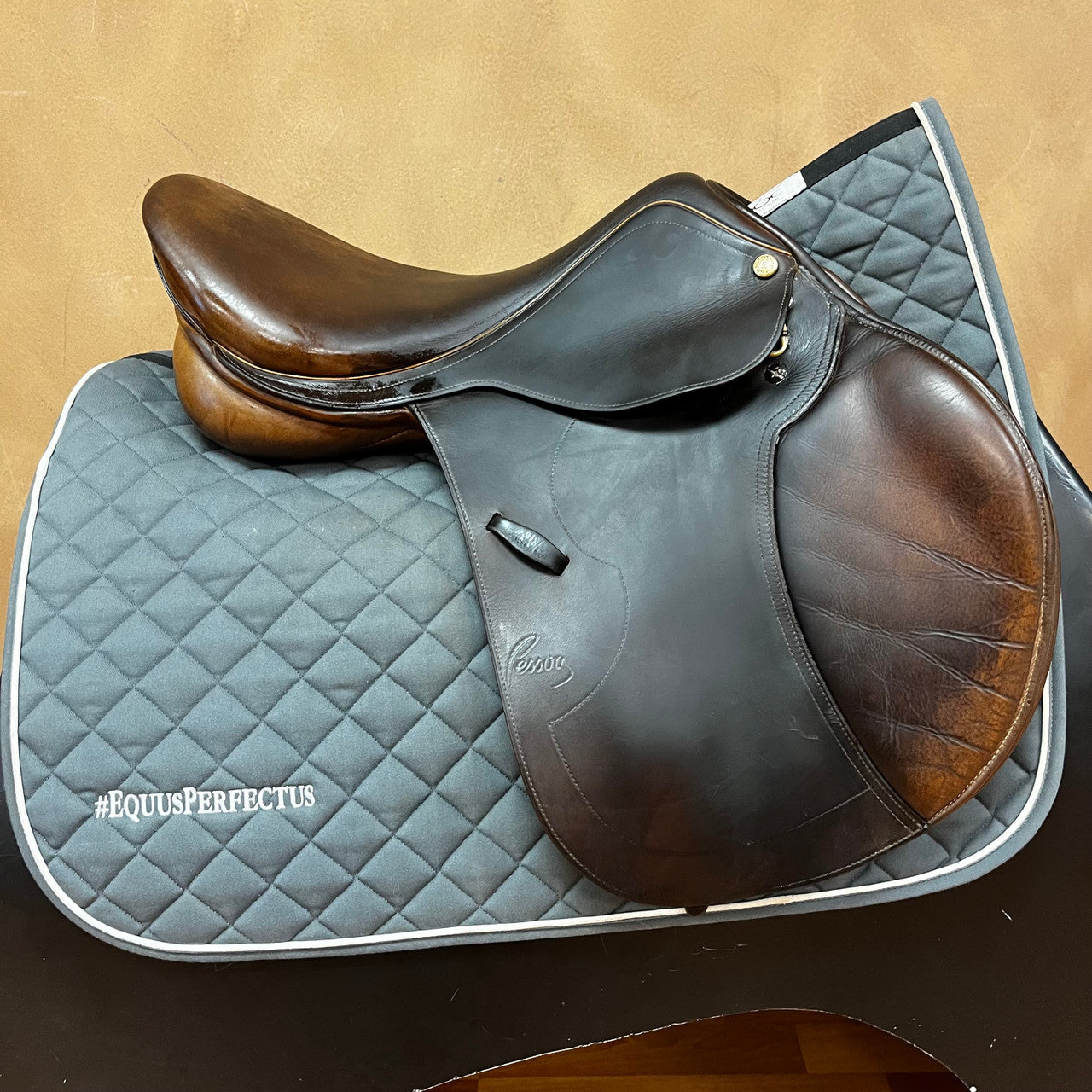 Used Pessoa Heritage Jump Saddle 16.5" Adjustable Tree - sku to order - 8000308