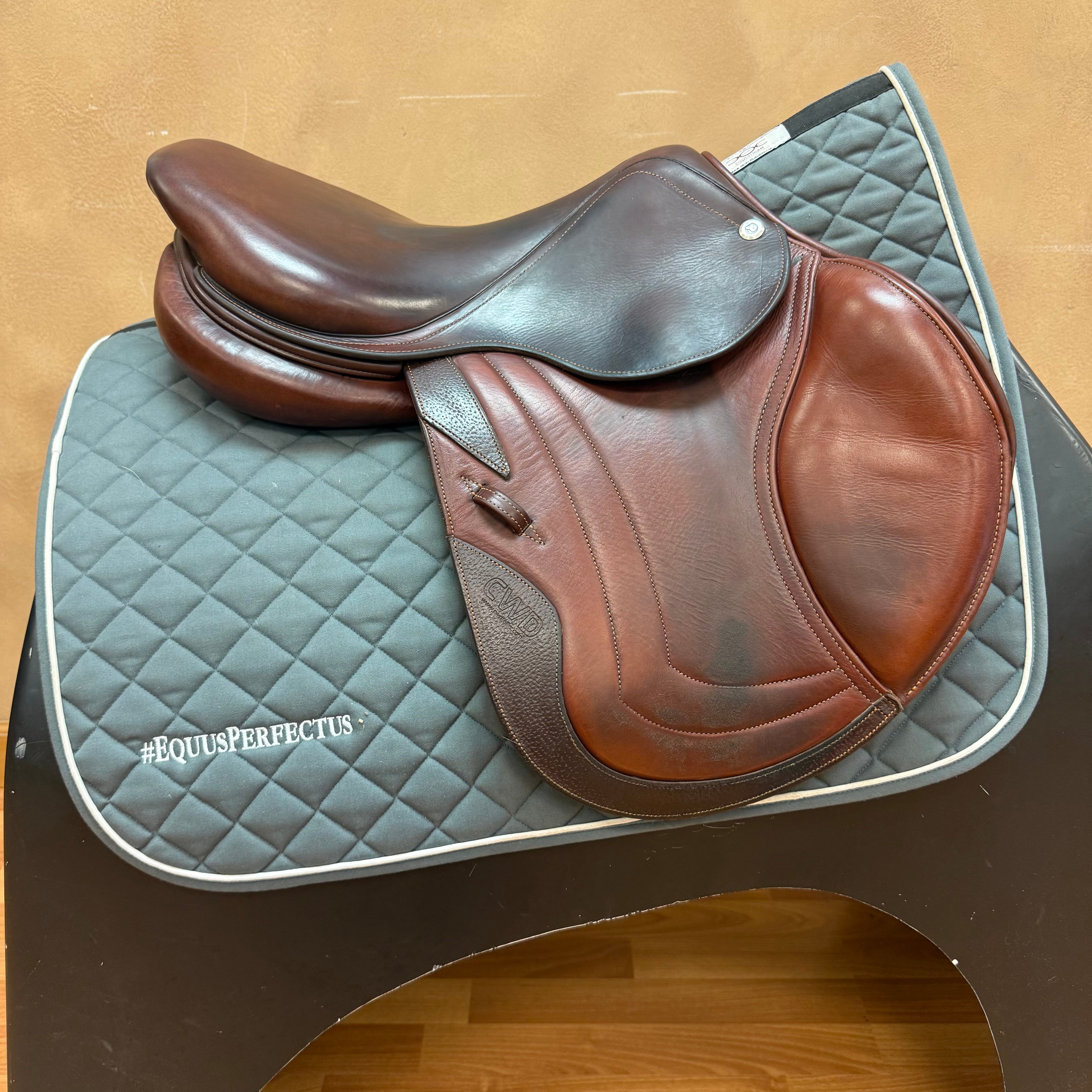 Used CWD SE01 Jump Saddle 17" Medium Tree