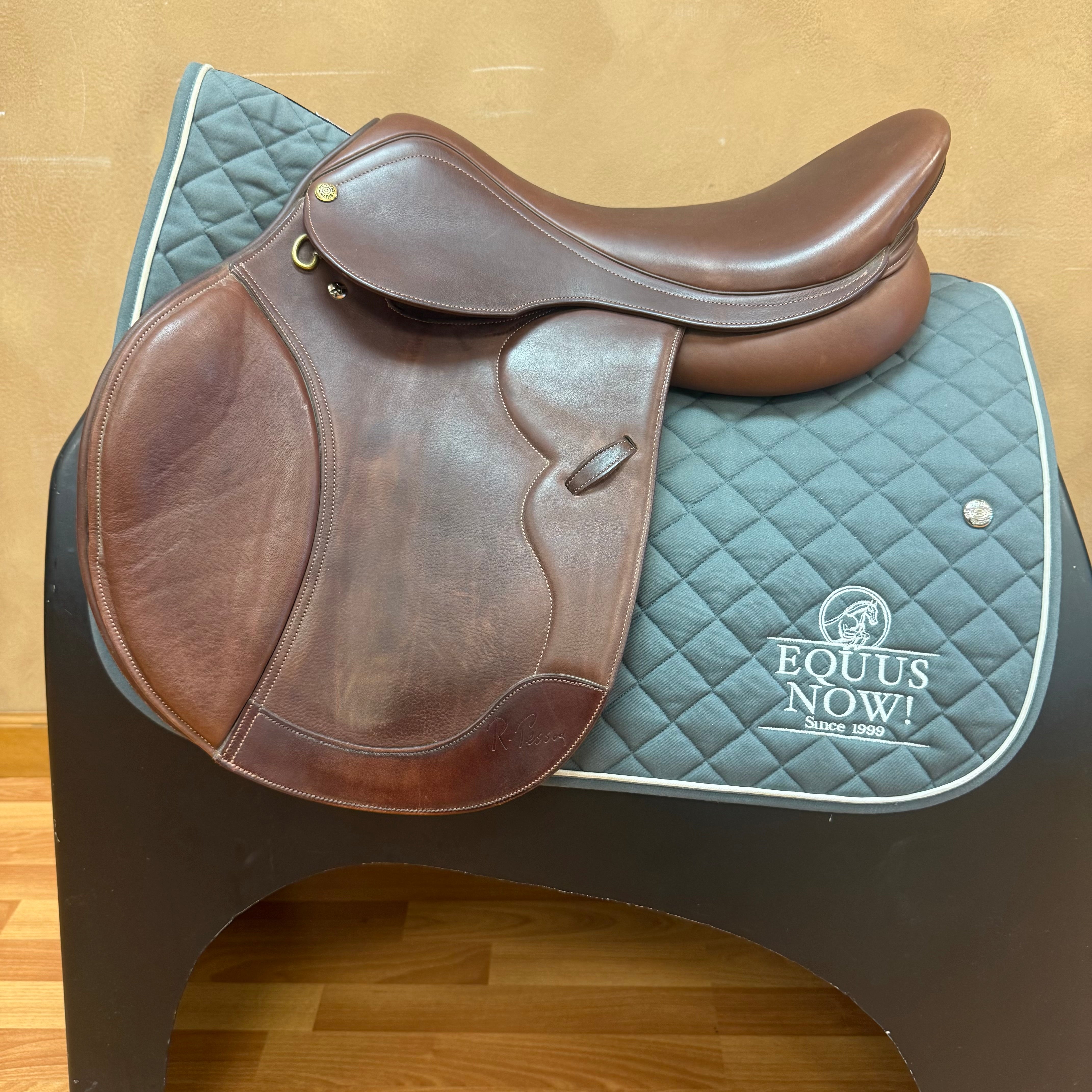 Used Pessoa Gen-X3 Jump Saddle 18" Medium Tree