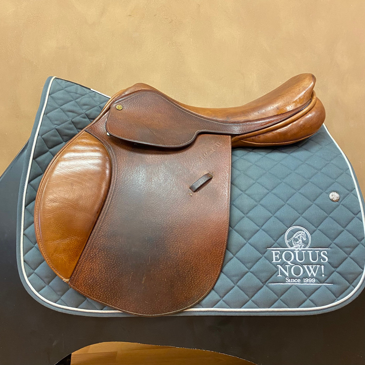 Used Northrun Ashland II Jump Saddle 17 Inch Medium Wide Tree - sku to order - 9000311