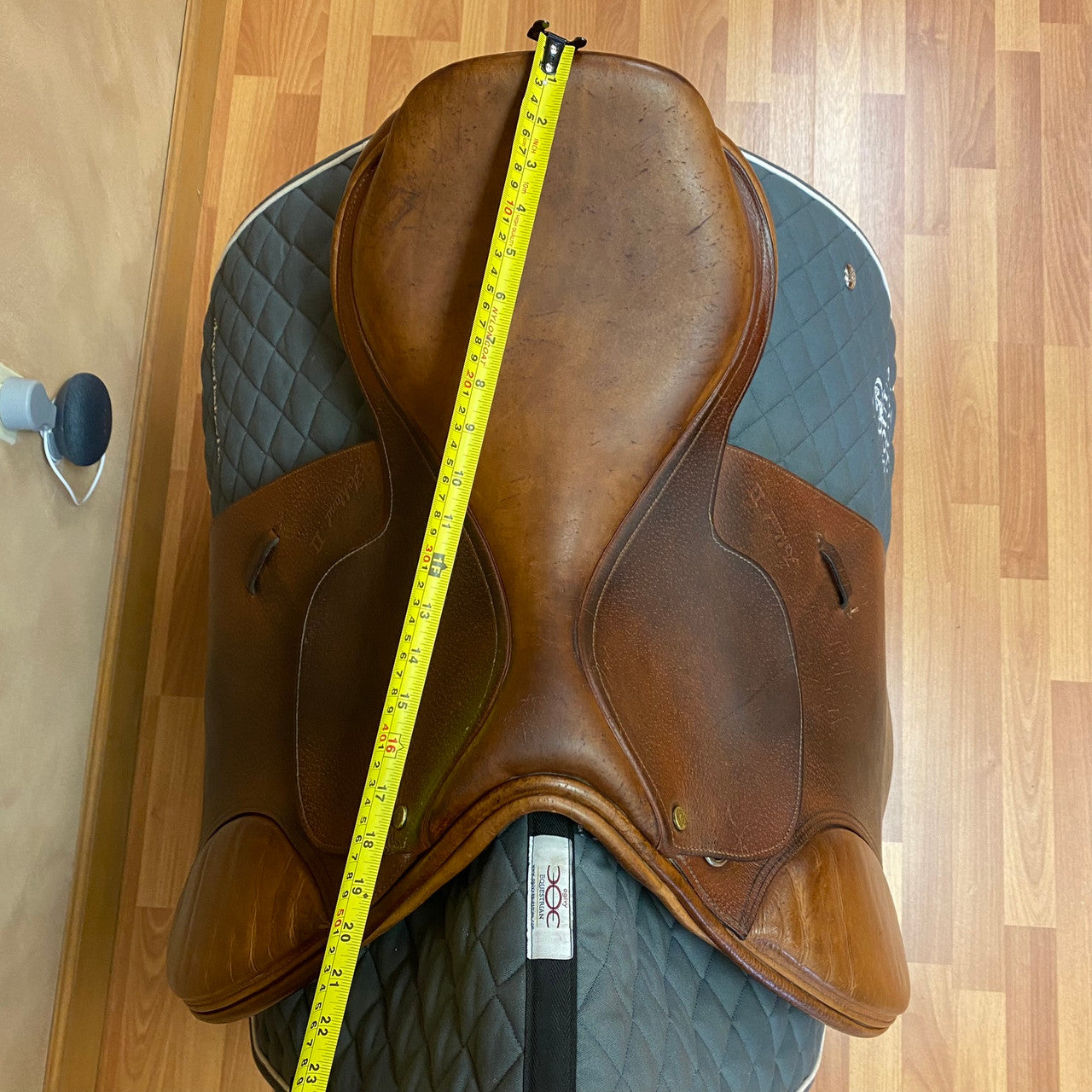 Used Northrun Ashland II Jump Saddle 17 Inch Medium Wide Tree - sku to order - 9000311