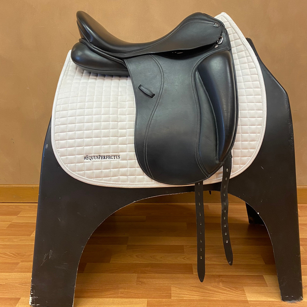 Used PDS Aldea Dressage Saddle 18 Inch Medium Wide Tree - sku to order - 11000307