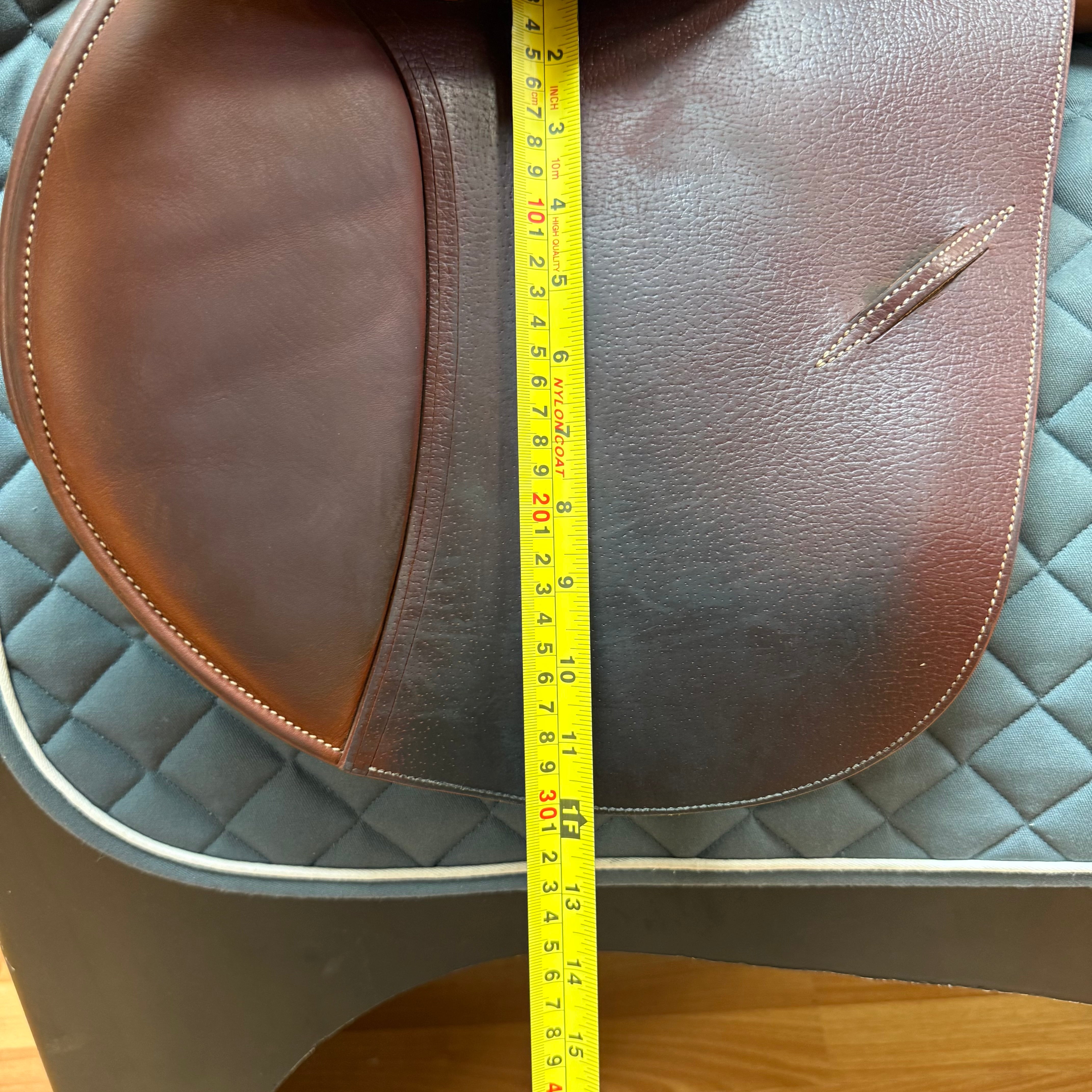 Used Luc Childeric Jump Saddle 16" Medium Tree