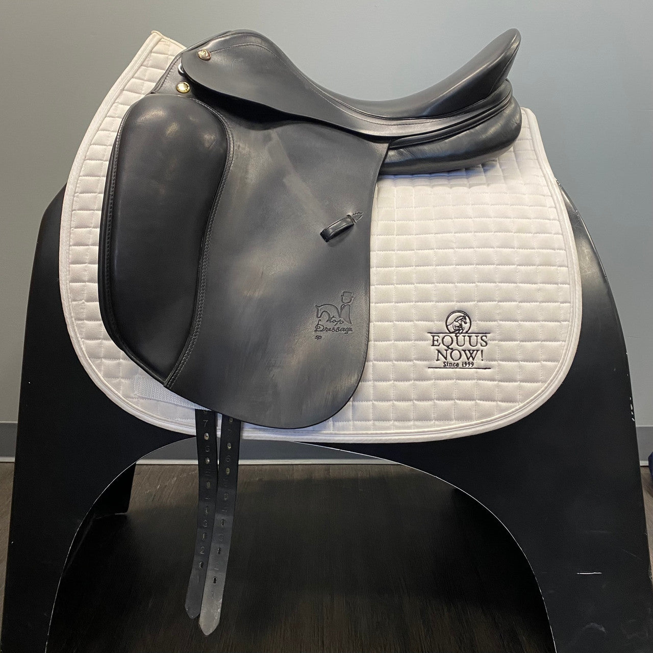 Used Prestige Top Dressage Saddle 17" Medium Tree - sku to order - 4002965